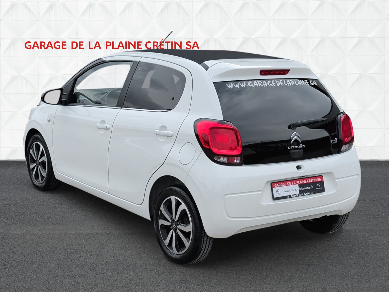 CITROEN C1 VTi Shine Airscape-image-2