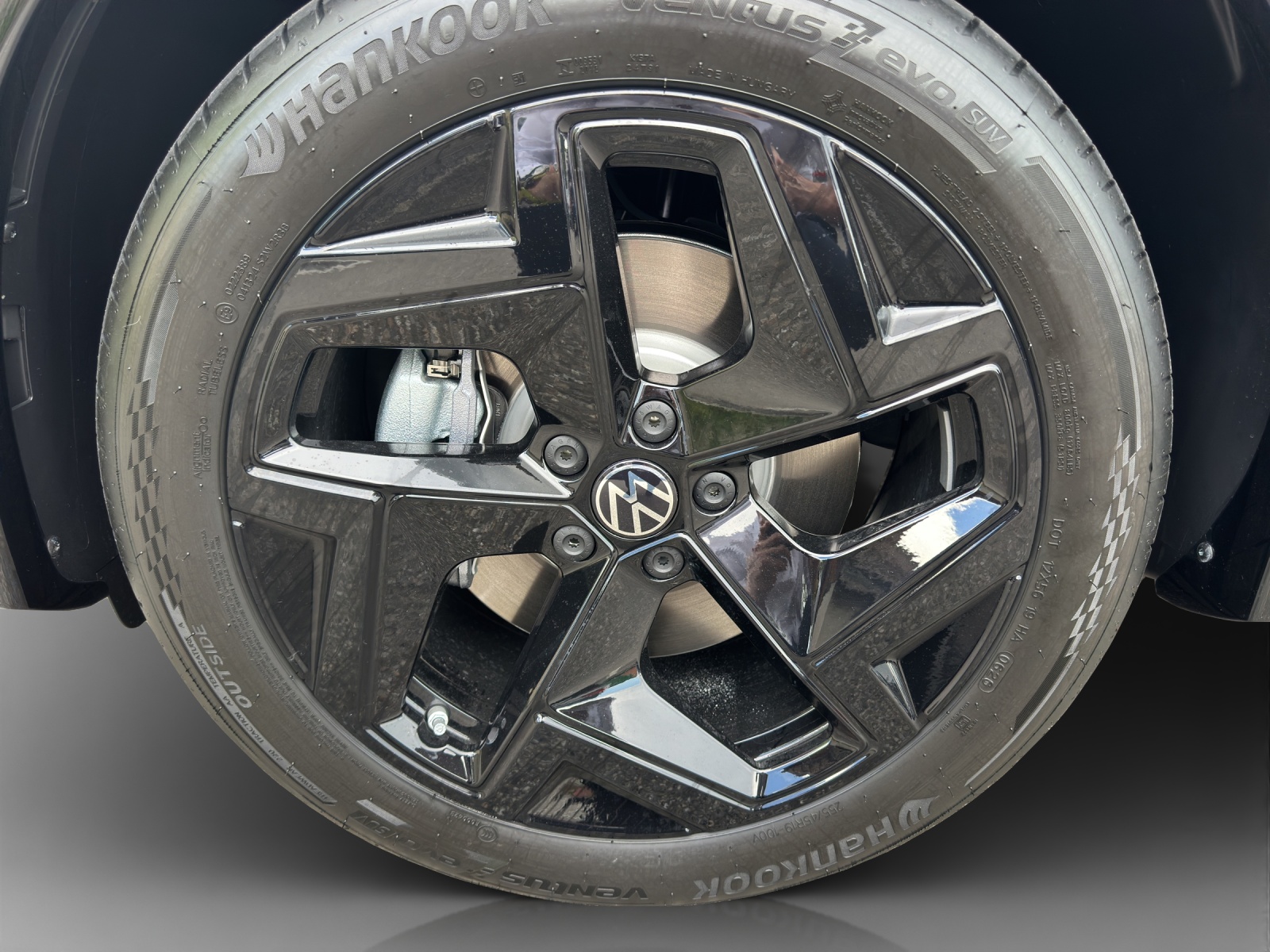 VW Tiguan R-line 1.5TSI 272PS DSG-image-13