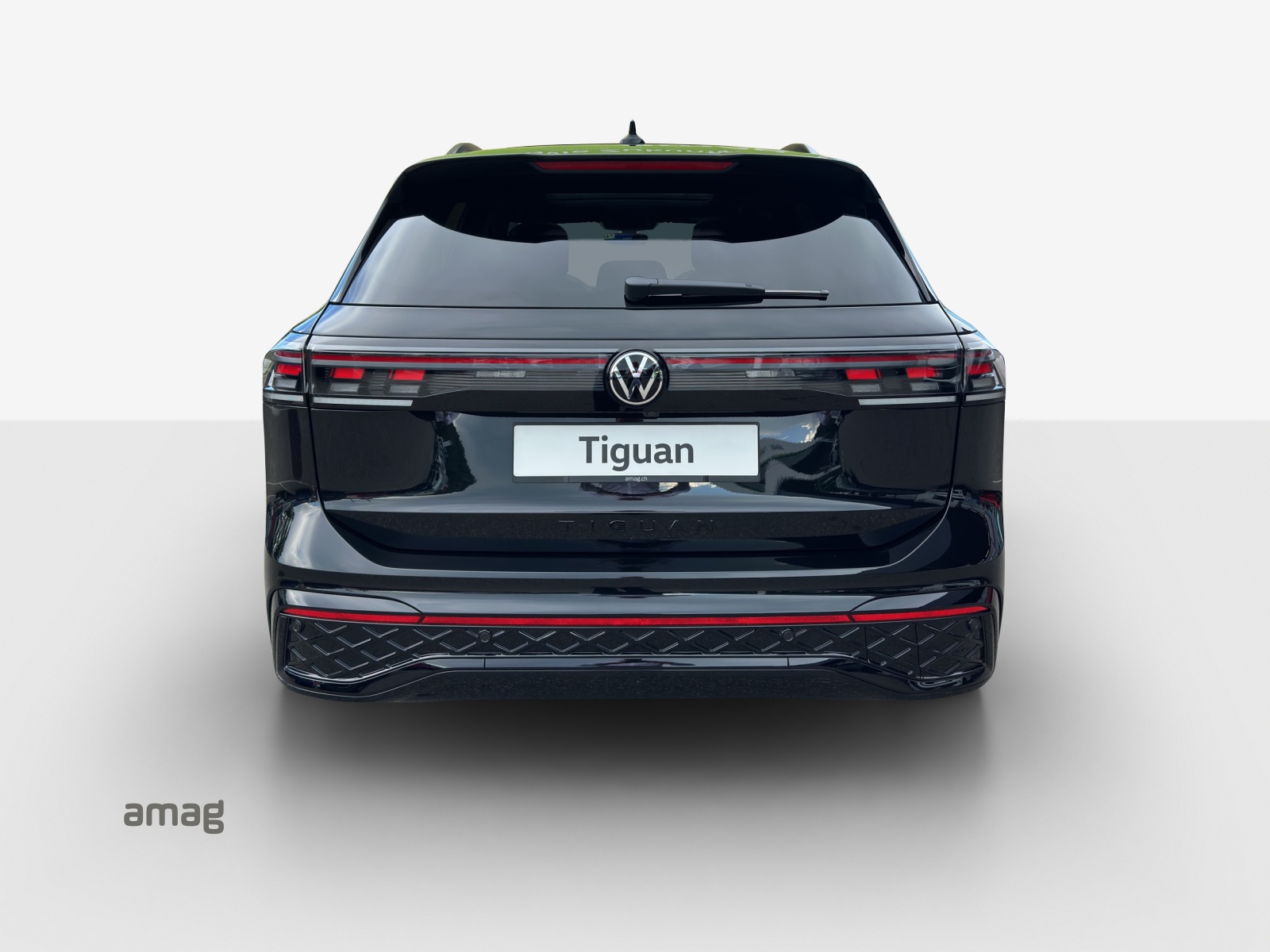 VW Tiguan R-line 1.5TSI 272PS DSG-image-3