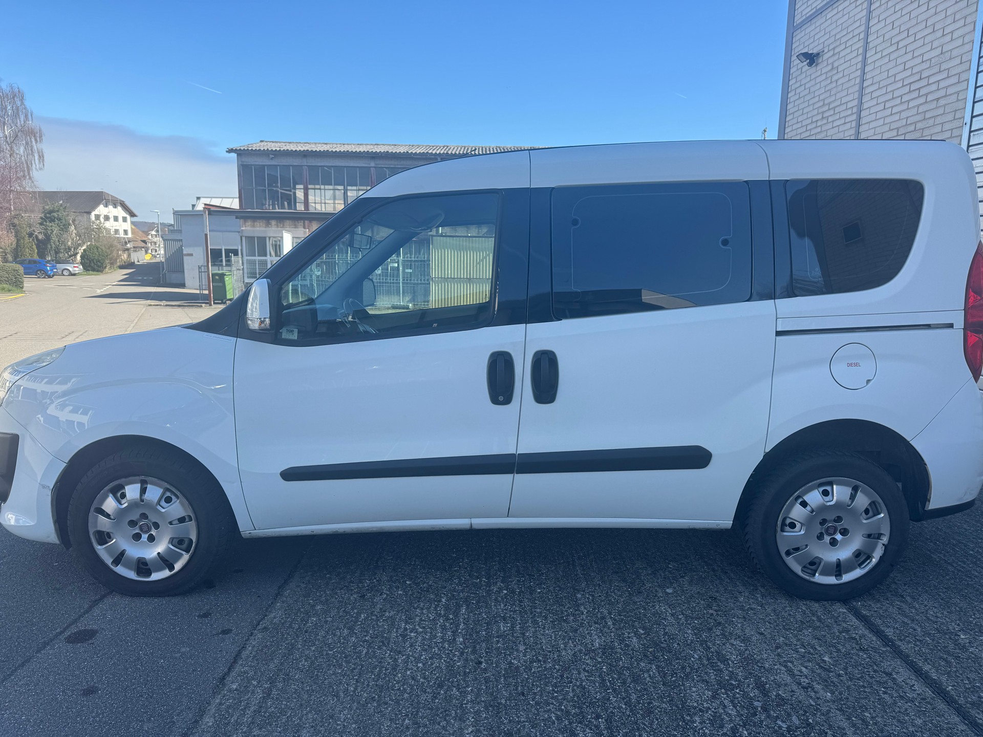 FIAT Doblò 1.6 JTD Emotion MTA-image-7