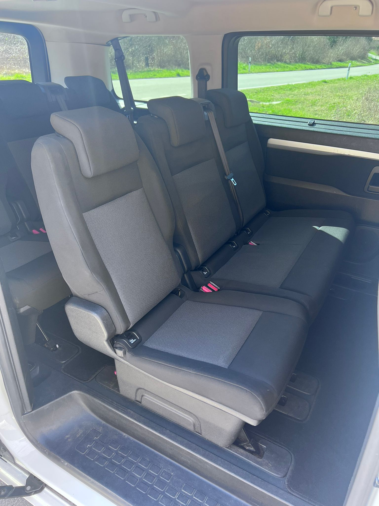 CITROEN Spacetourer 2.0 BlueHDi Business M EAT-image-5