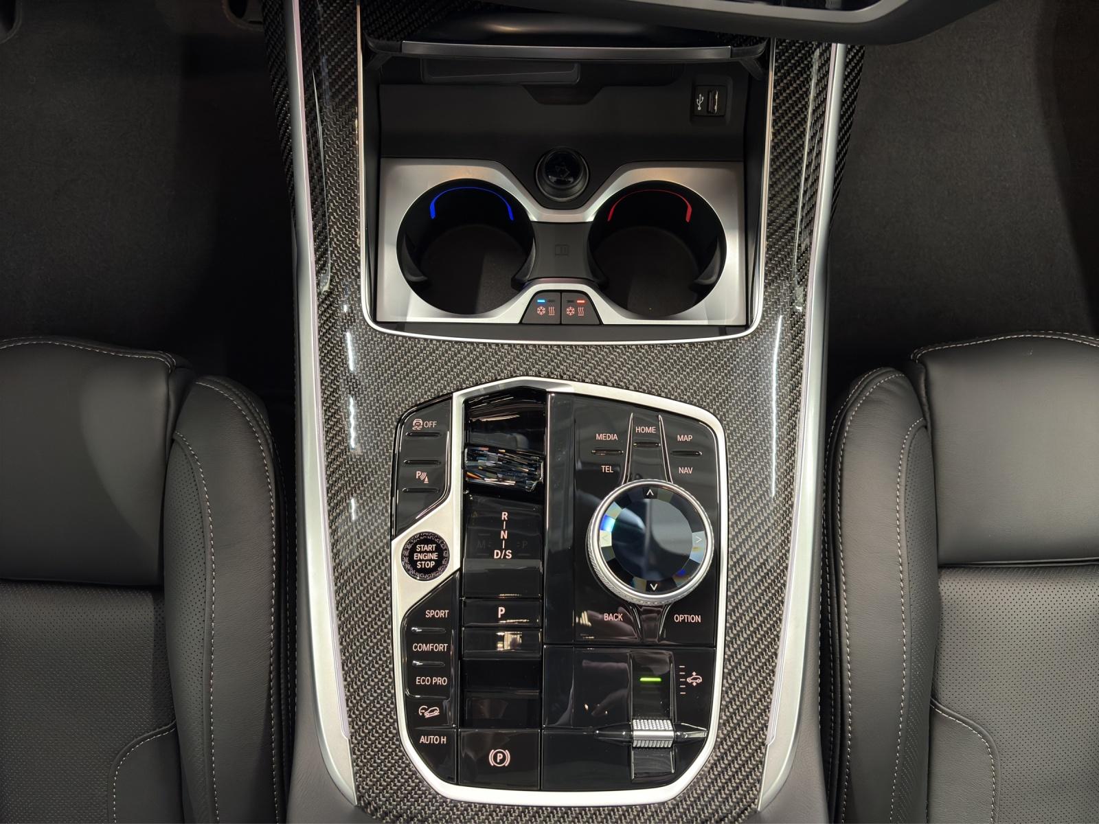 BMW X7 M60i-image-19