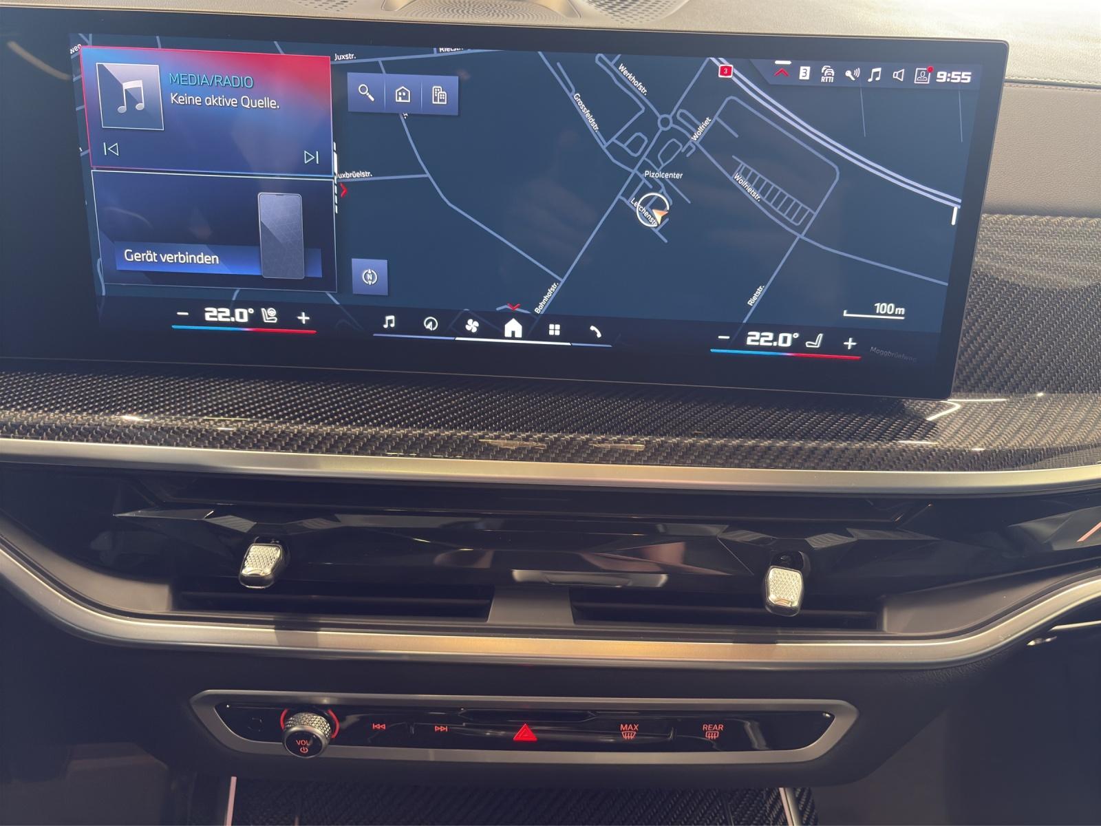 BMW X7 M60i-image-11