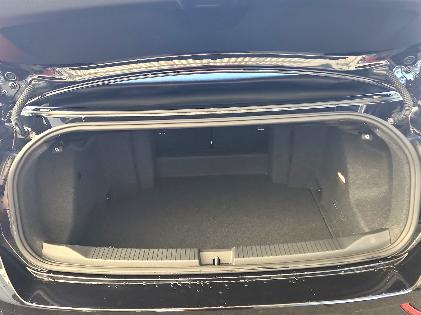VW T-Roc Cabriolet 1.0 TSI Style-image-16