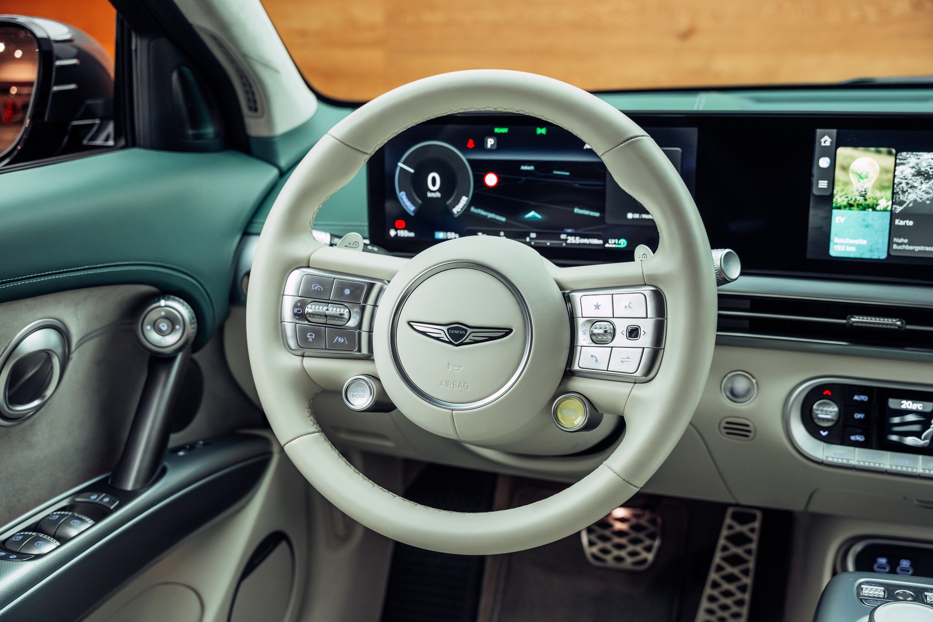 GENESIS GV60 77.4 kWh Sport Plus AWD-image-15