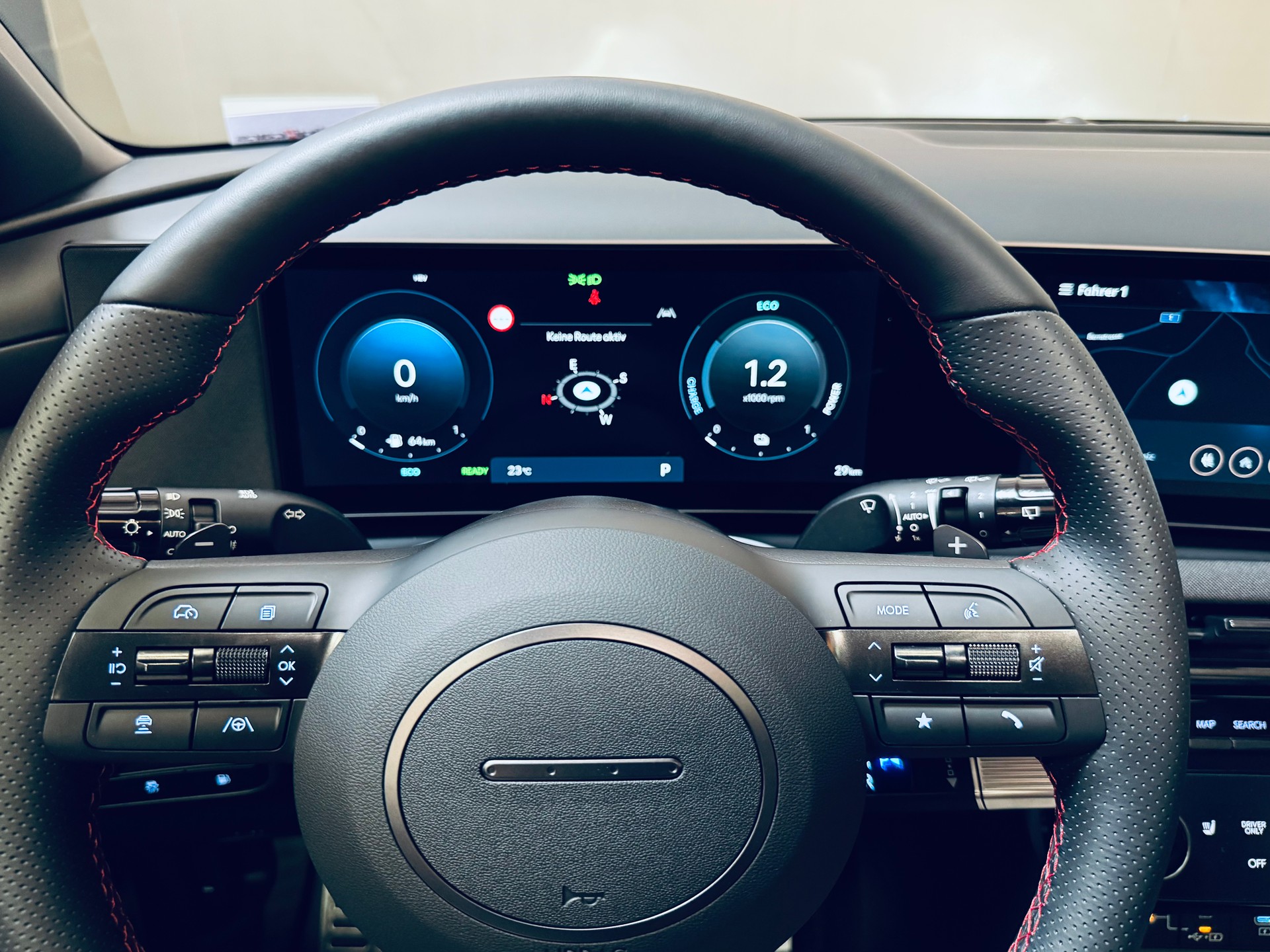 HYUNDAI Tucson 1.6 TGDI PHEV N Line 4WD-image-17