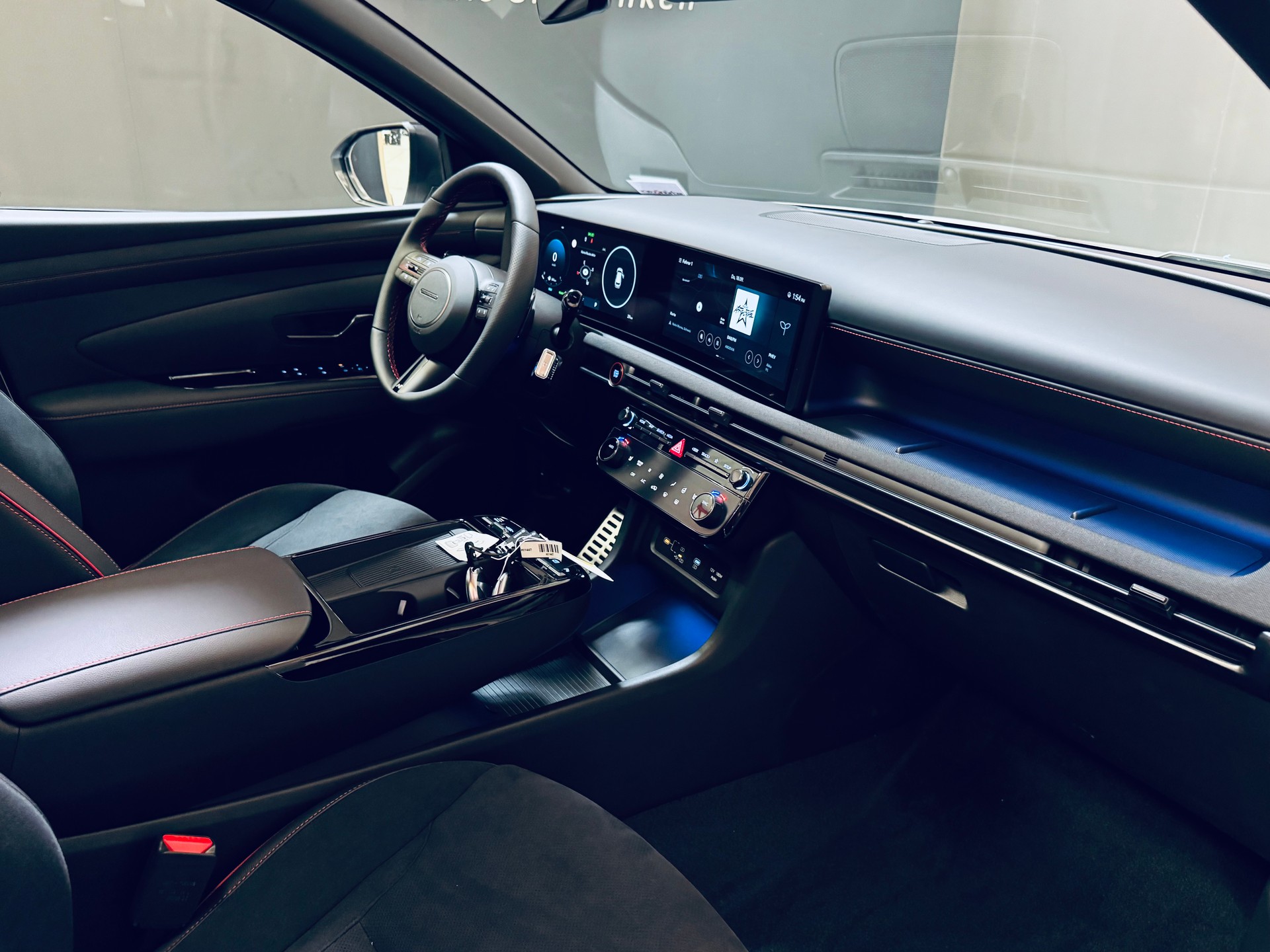 HYUNDAI Tucson 1.6 TGDI PHEV N Line 4WD-image-16