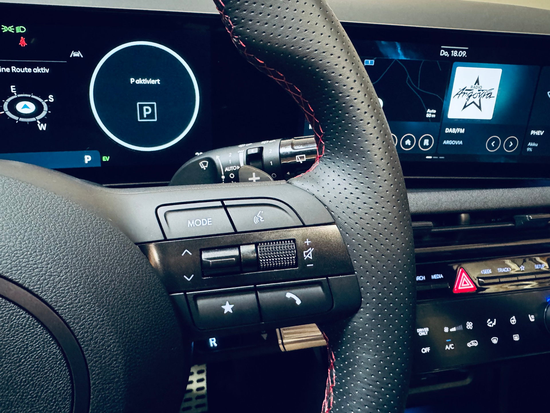 HYUNDAI Tucson 1.6 TGDI PHEV N Line 4WD-image-22