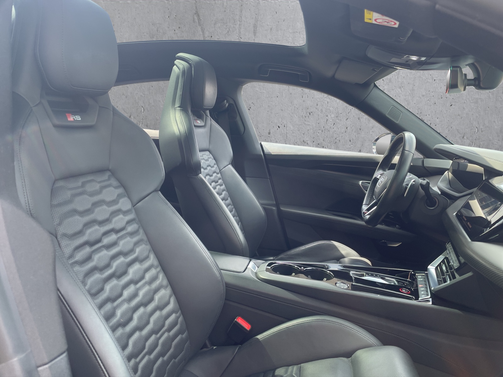 AUDI RS e-tron GT quattro-image-7