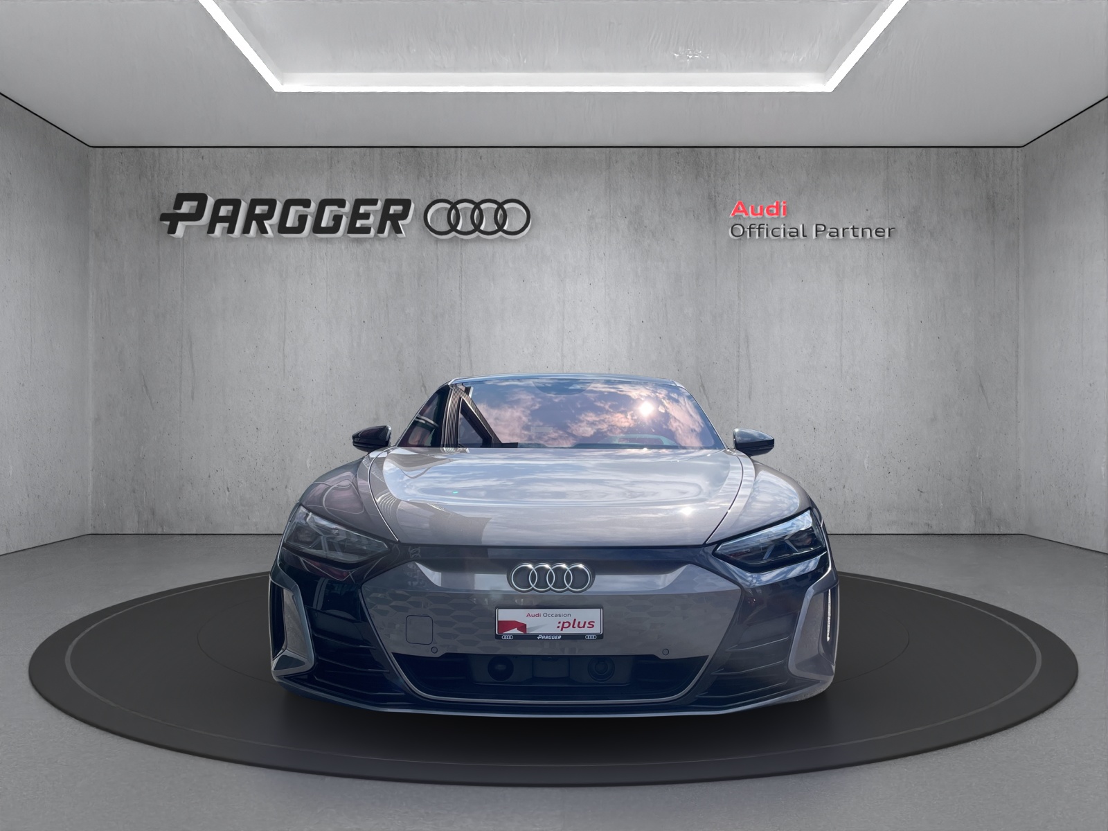 AUDI RS e-tron GT quattro-image-1