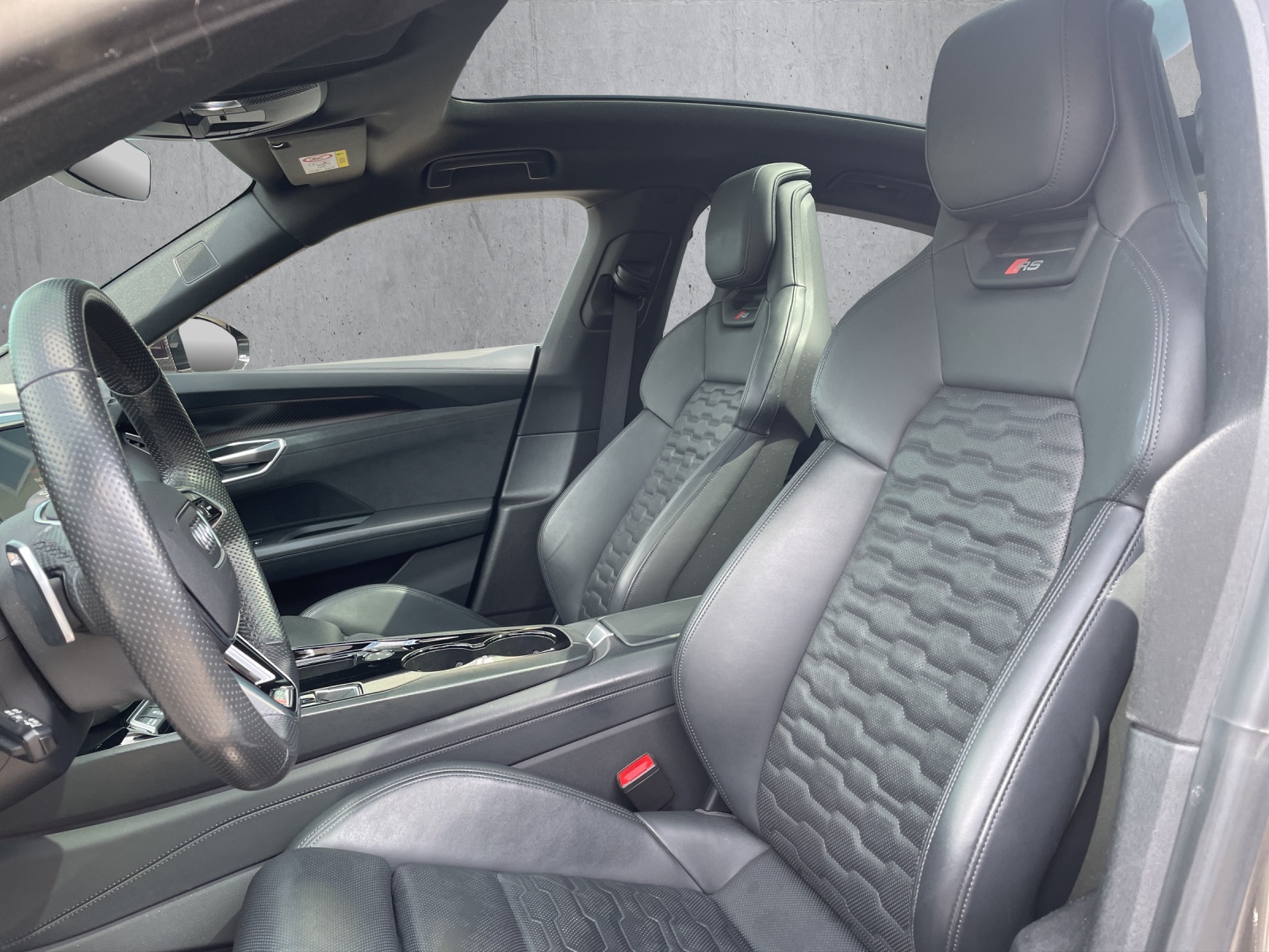 AUDI RS e-tron GT quattro-image-6