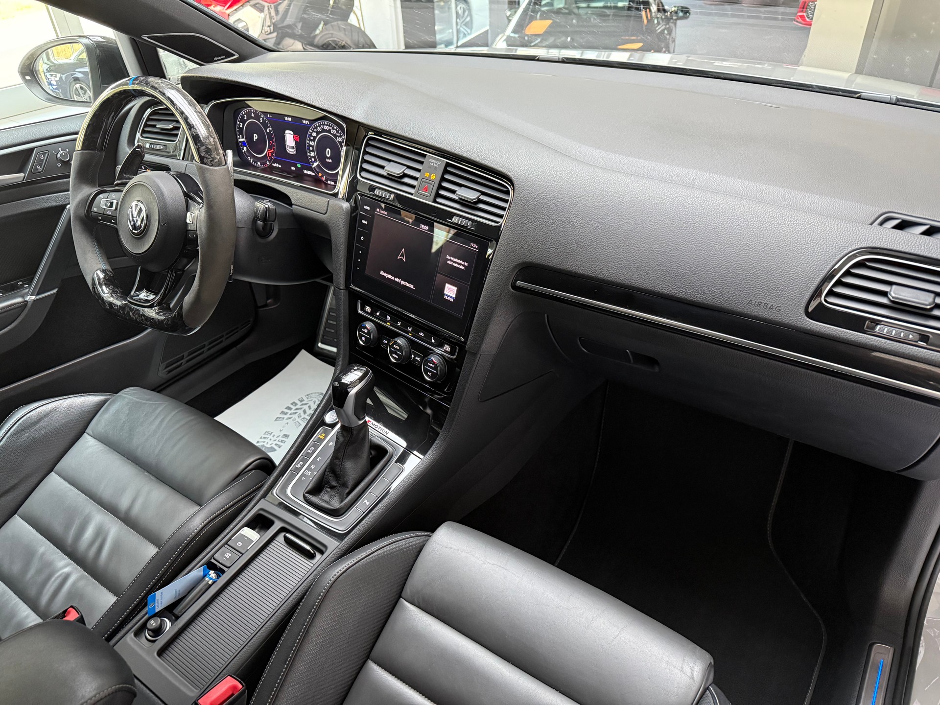 VW Golf 2.0 TSI R 4Motion DSG * CH * voll ausgestattet * WP Stage 1 370 PS * Remus * ohne OPF * Maxton * KW *-image-8