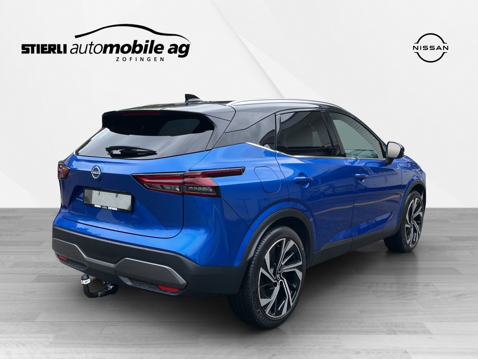 NISSAN Qashqai 1.3 DIG-T Tekna+ 4x4-image-4