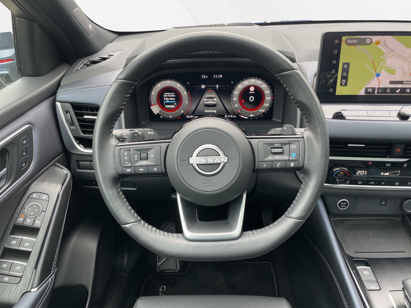 NISSAN Qashqai 1.3 DIG-T Tekna+ 4x4-image-11