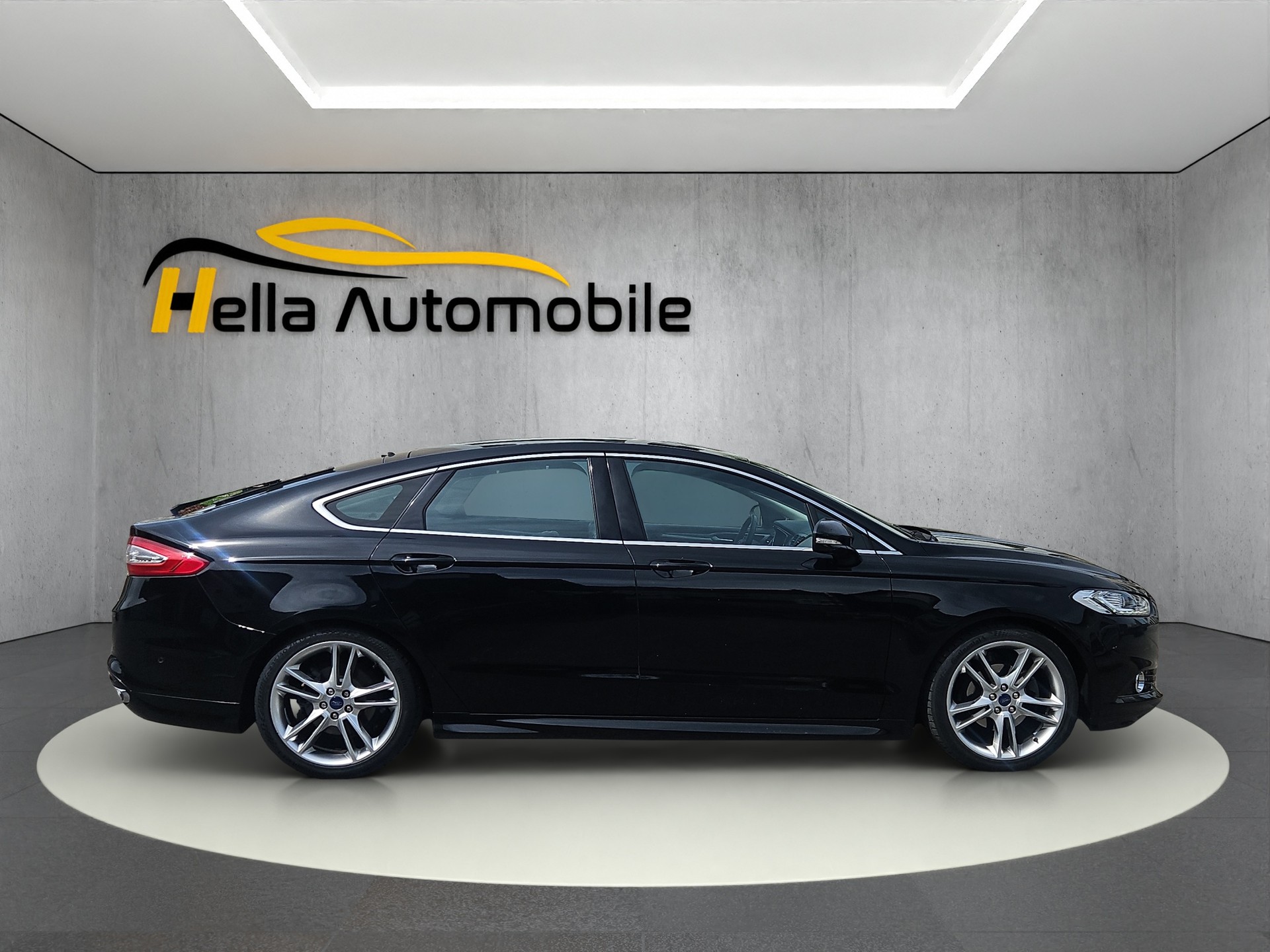 FORD Mondeo 2.0 TDCi Titanium AWD PowerShift-image-1