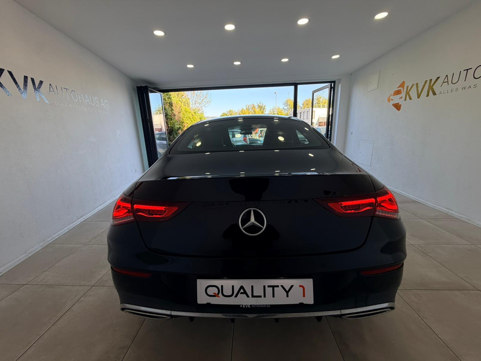 MERCEDES-BENZ CLA 180 AMG Line 7G-DCT-image-6