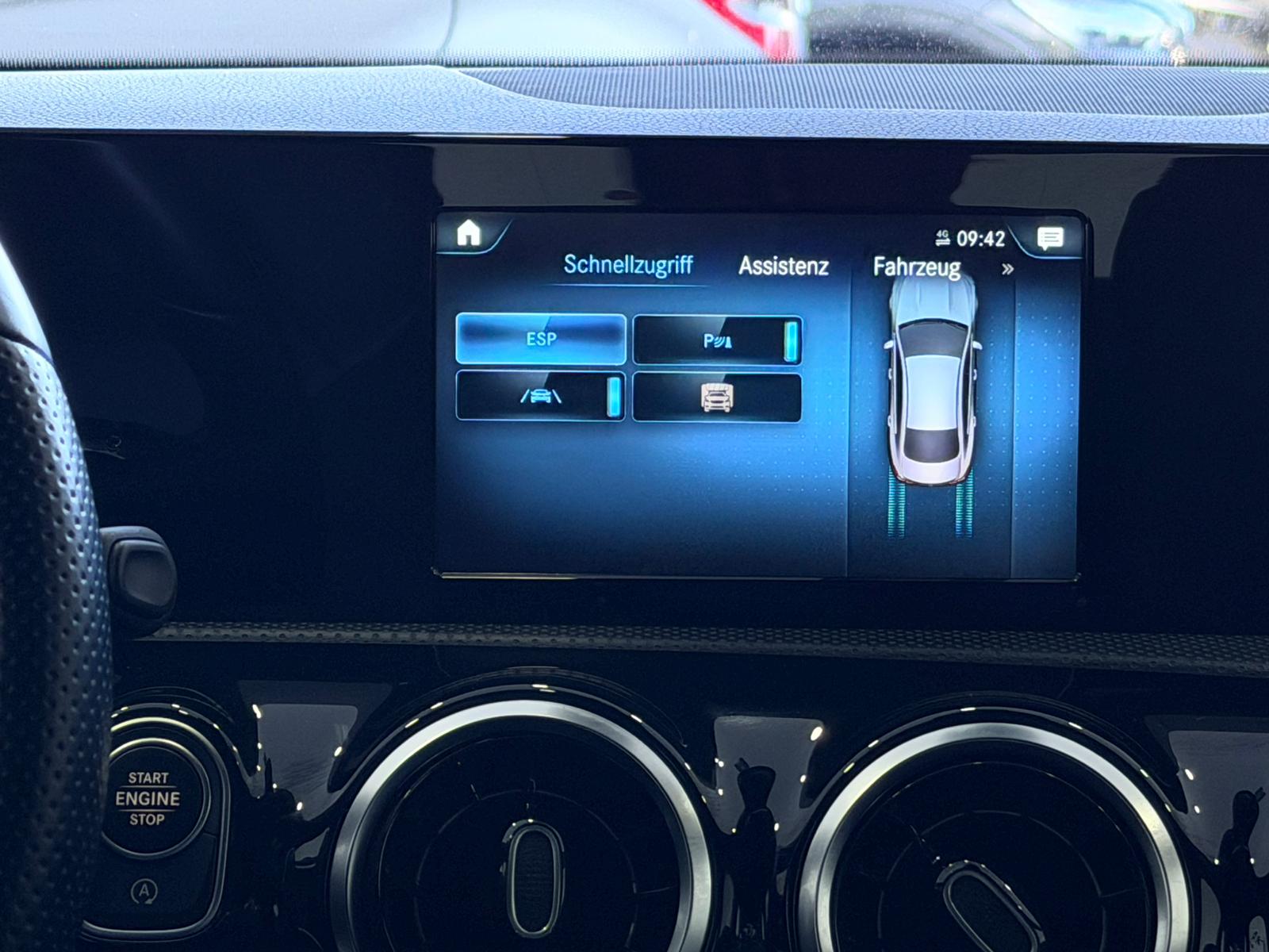 MERCEDES-BENZ CLA 180 AMG Line 7G-DCT-image-9