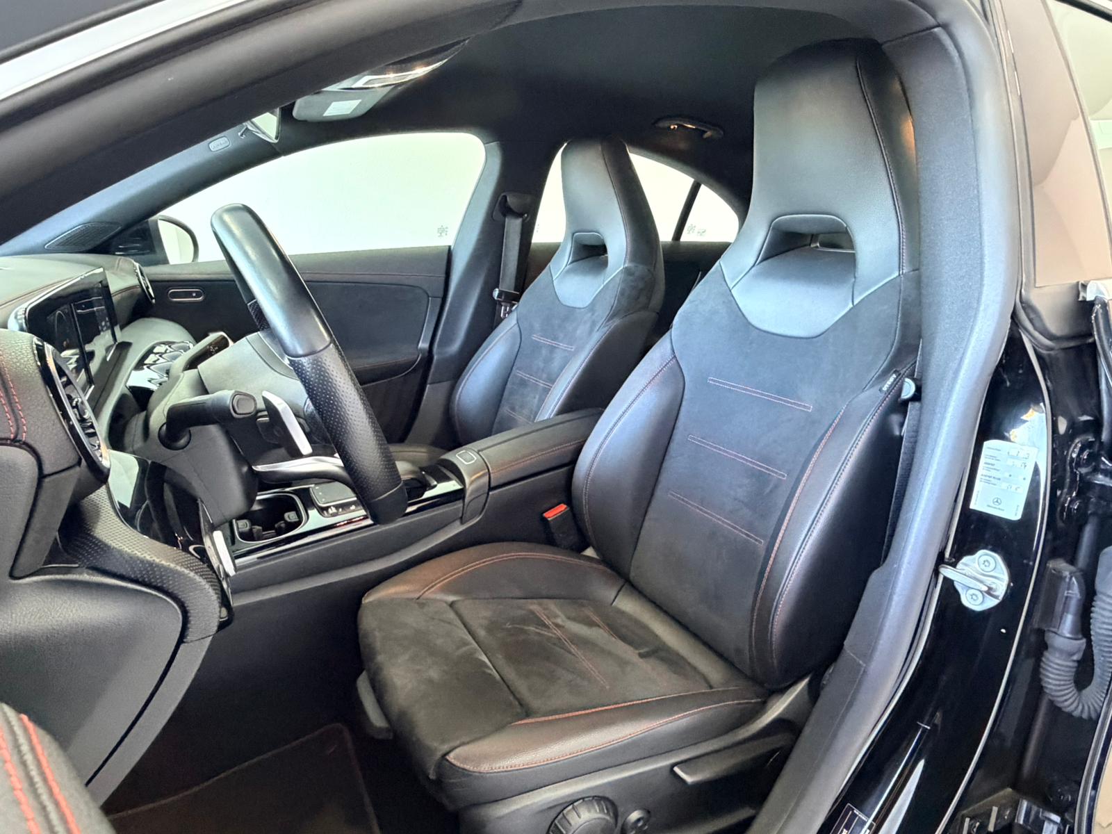 MERCEDES-BENZ CLA 180 AMG Line 7G-DCT-image-12