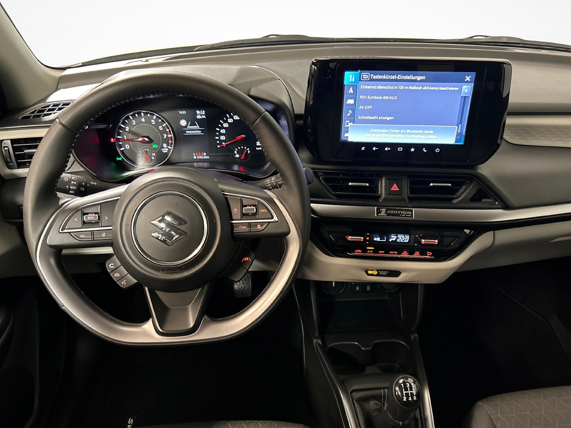 SUZUKI Swift 1.2 1st Edition Top Hybrid 4x4-image-5