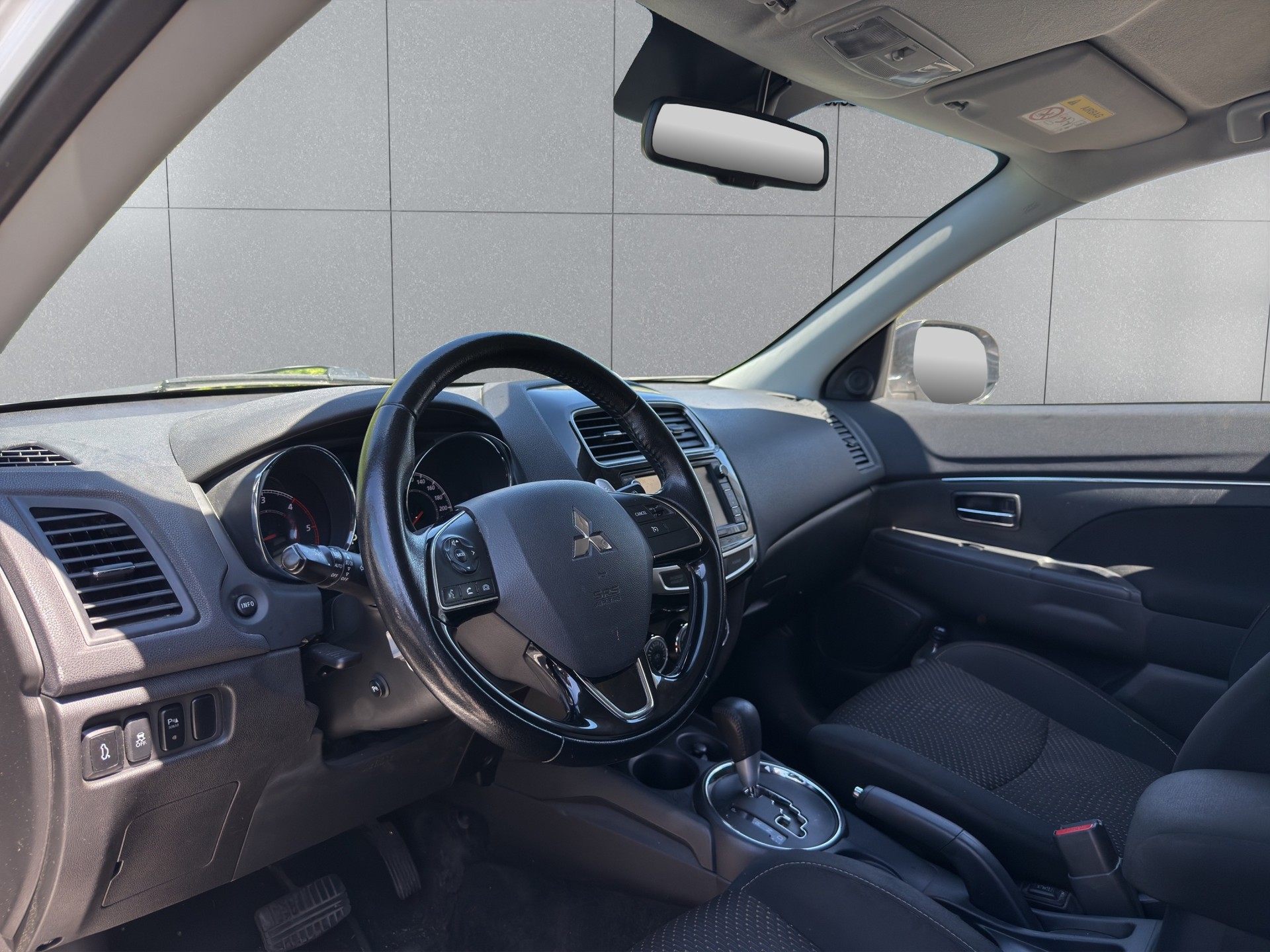 MITSUBISHI ASX 2.2 DID Style 4WD Automatic-image-8