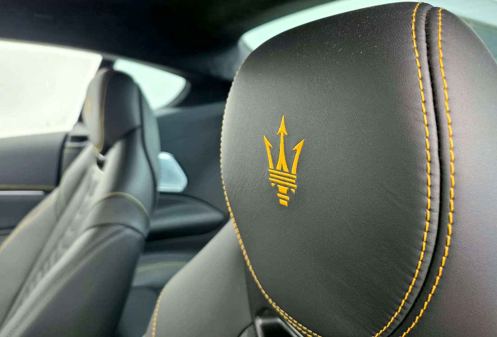 MASERATI GranTurismo Trofeo Automatica-image-9