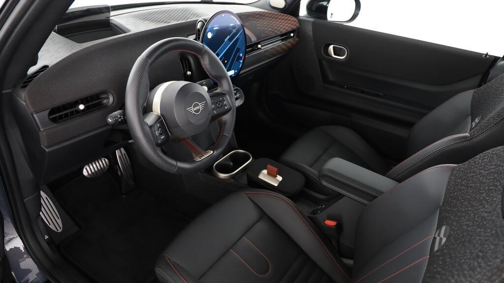 MINI John Cooper Works Cabrio-image-16