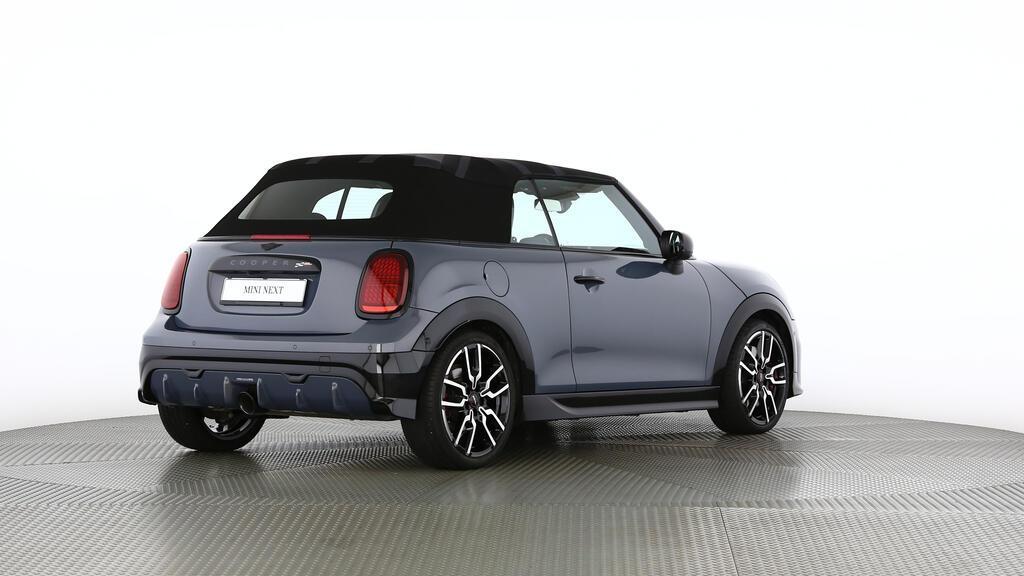 MINI John Cooper Works Cabrio-image-4