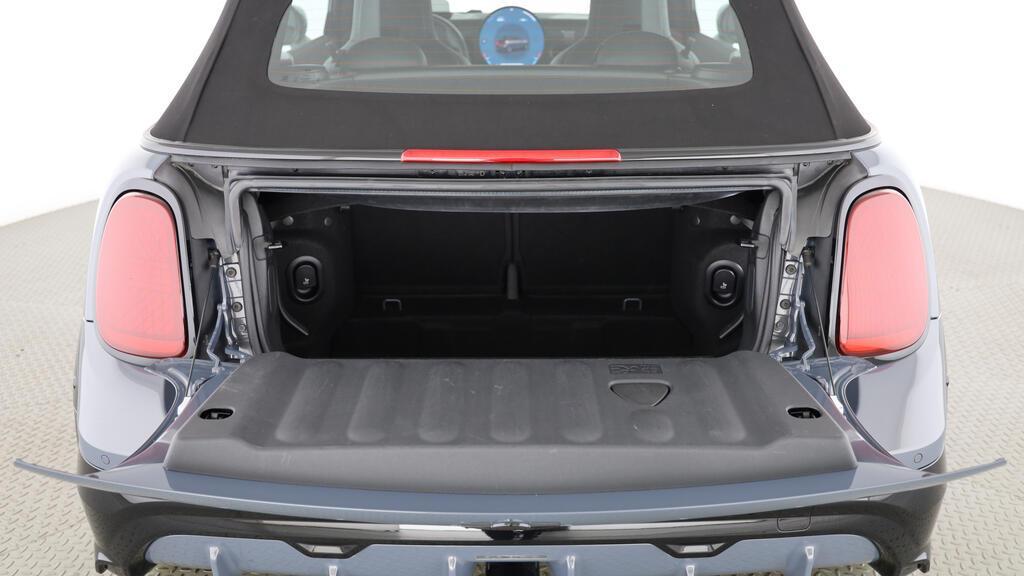 MINI John Cooper Works Cabrio-image-18