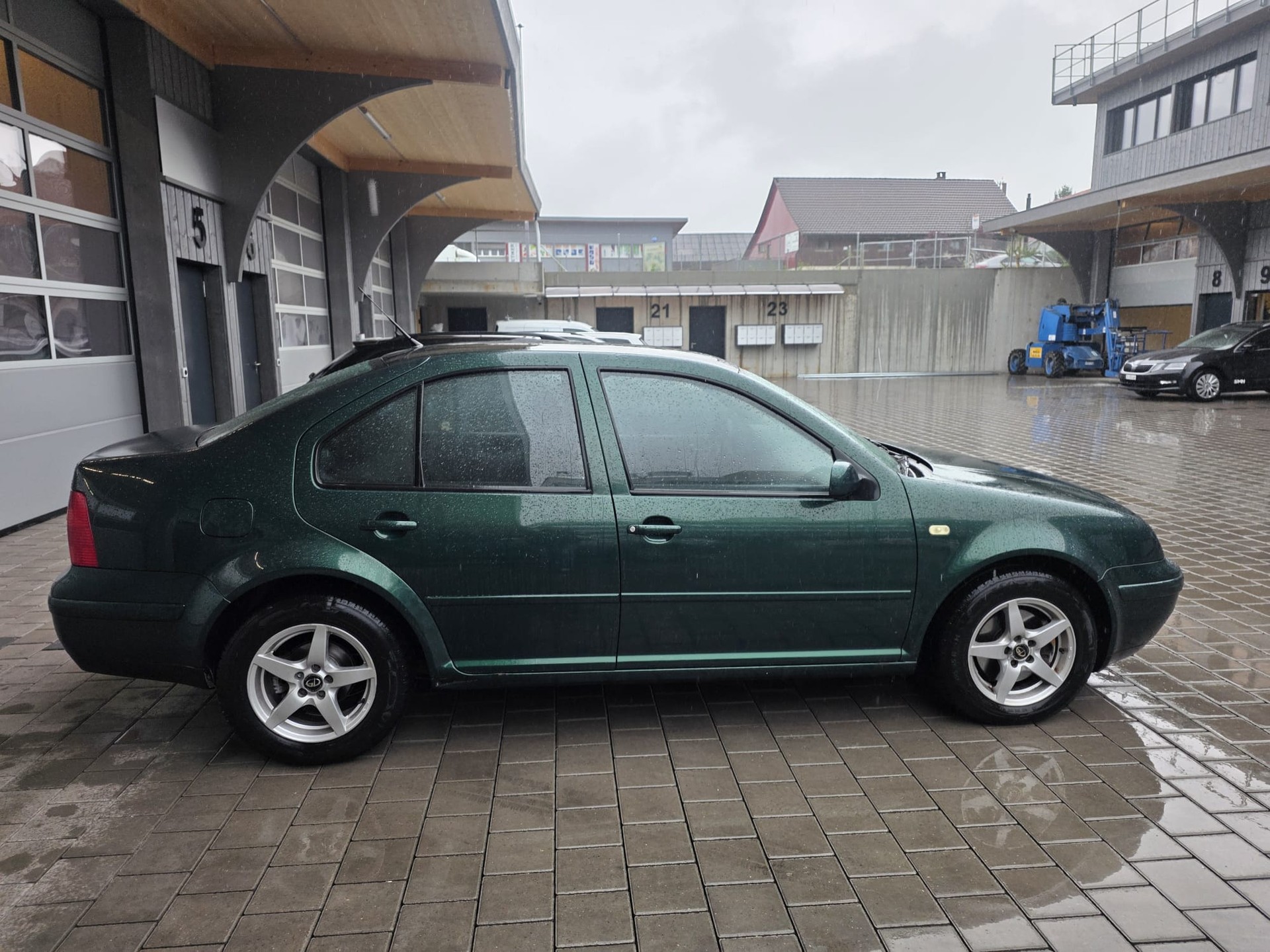 VW Bora 2.3 Highline-image-6