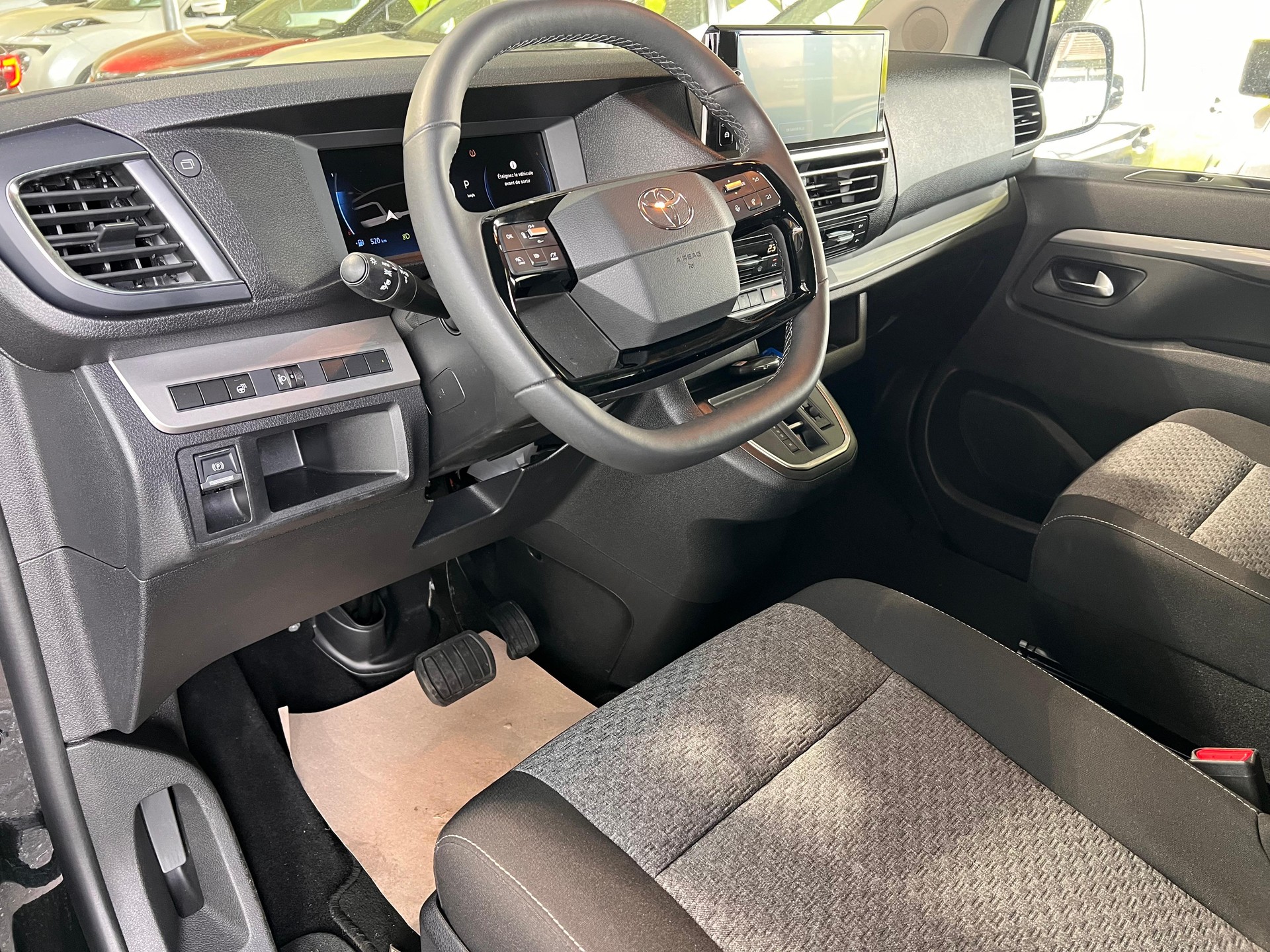 TOYOTA PROACE Verso L1 2.0 D Trend-image-7
