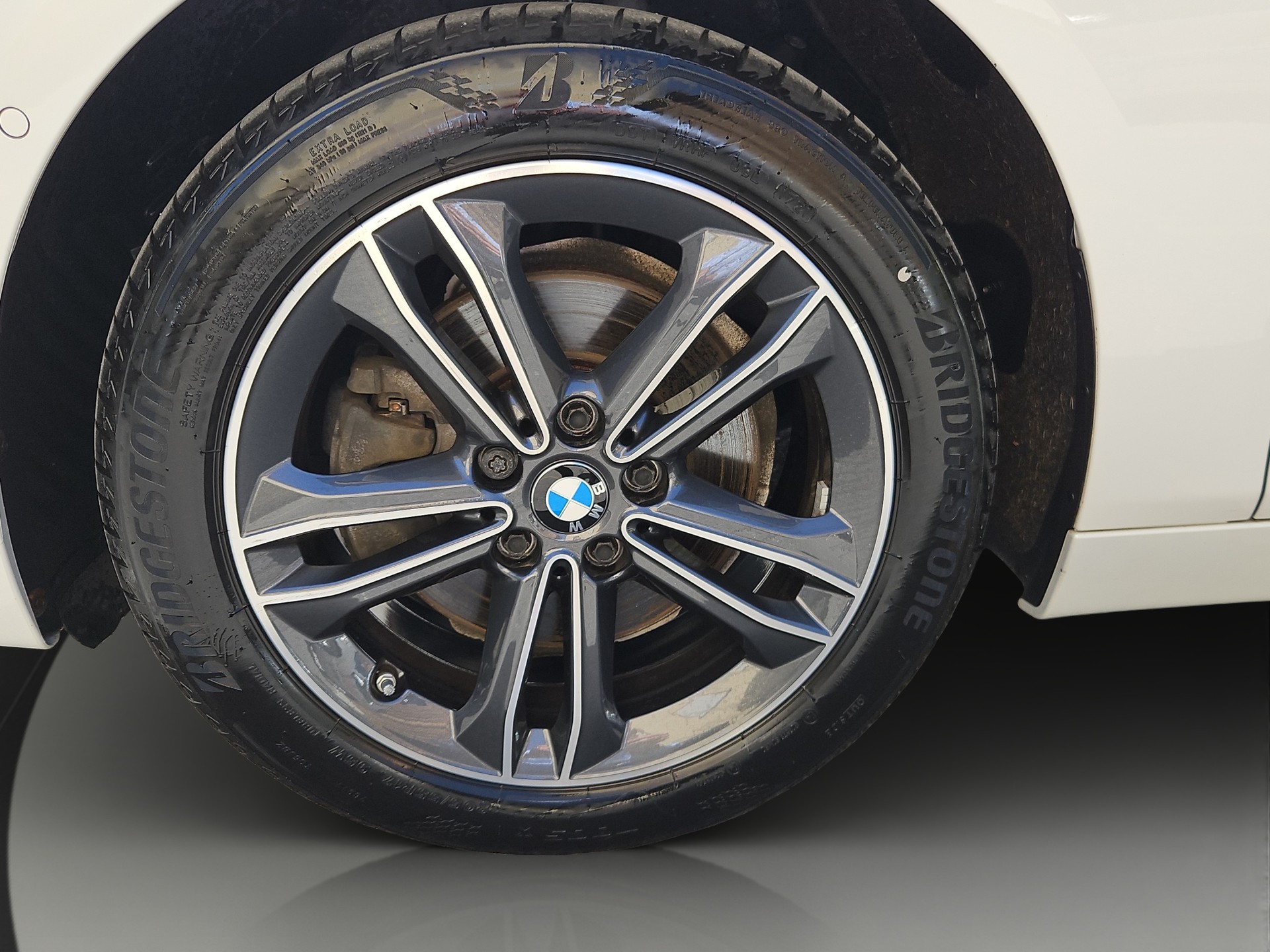 BMW 218d xDrive Active Tourer-image-21