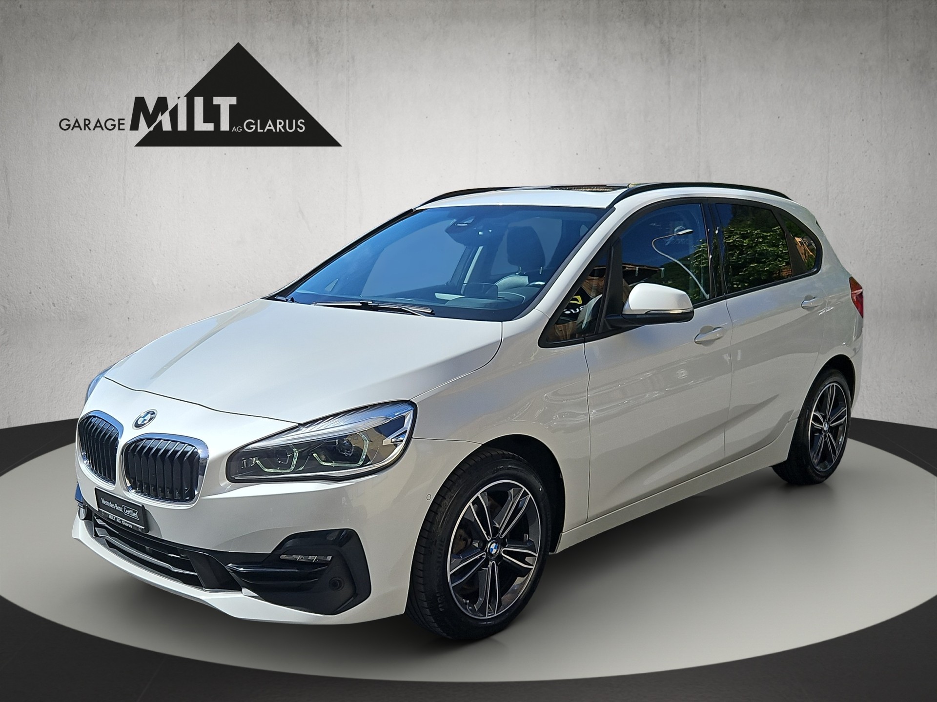 BMW 218d xDrive Active Tourer-image-0
