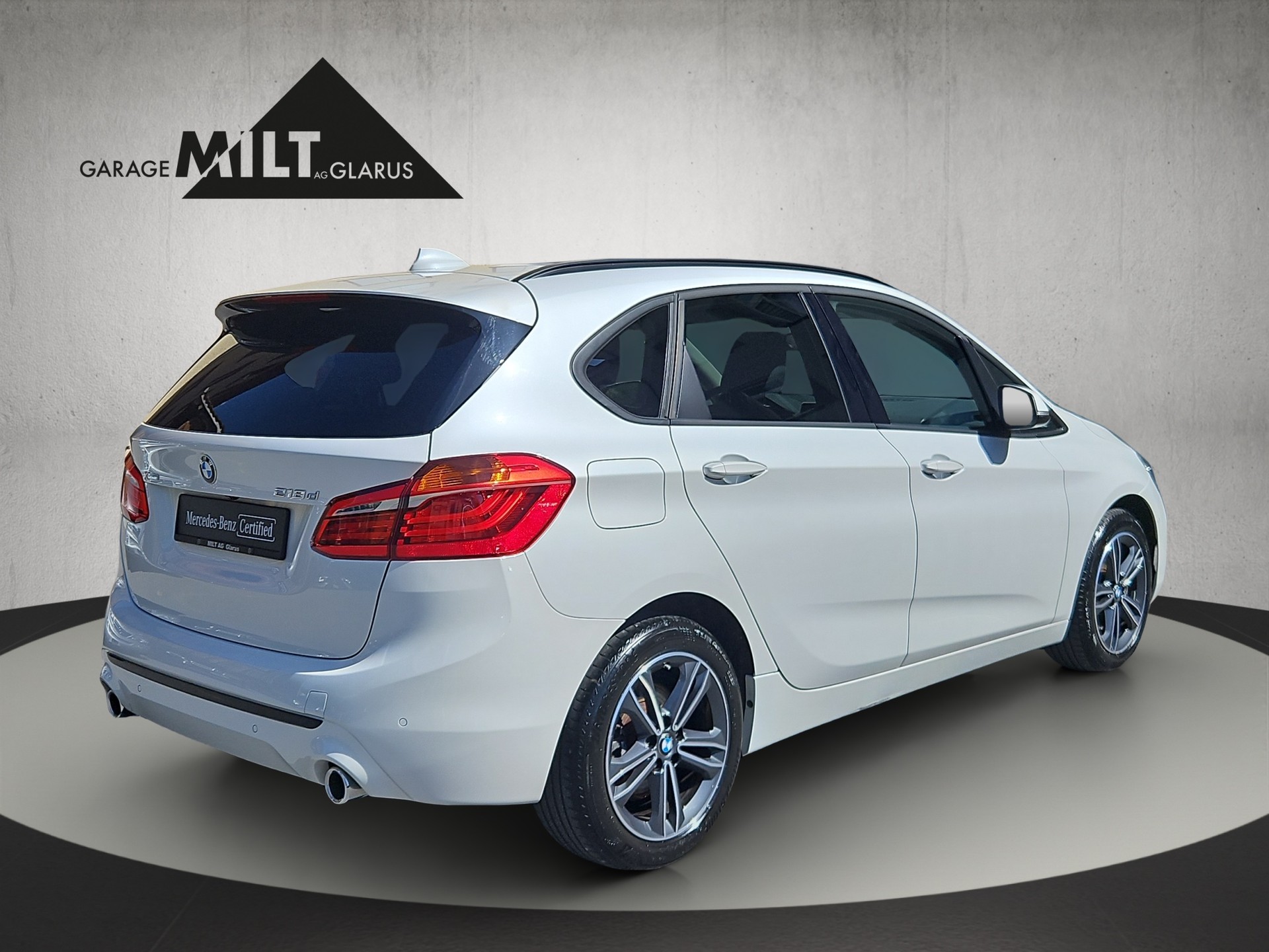 BMW 218d xDrive Active Tourer-image-5