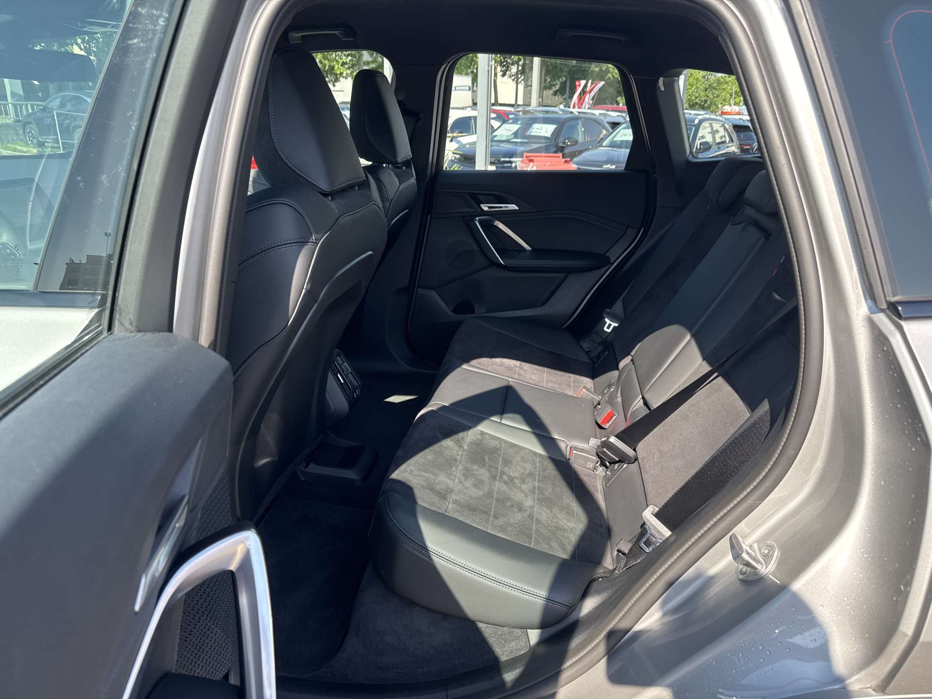 BMW X1 xDrive 25e M Sport 245PS Automat-image-6