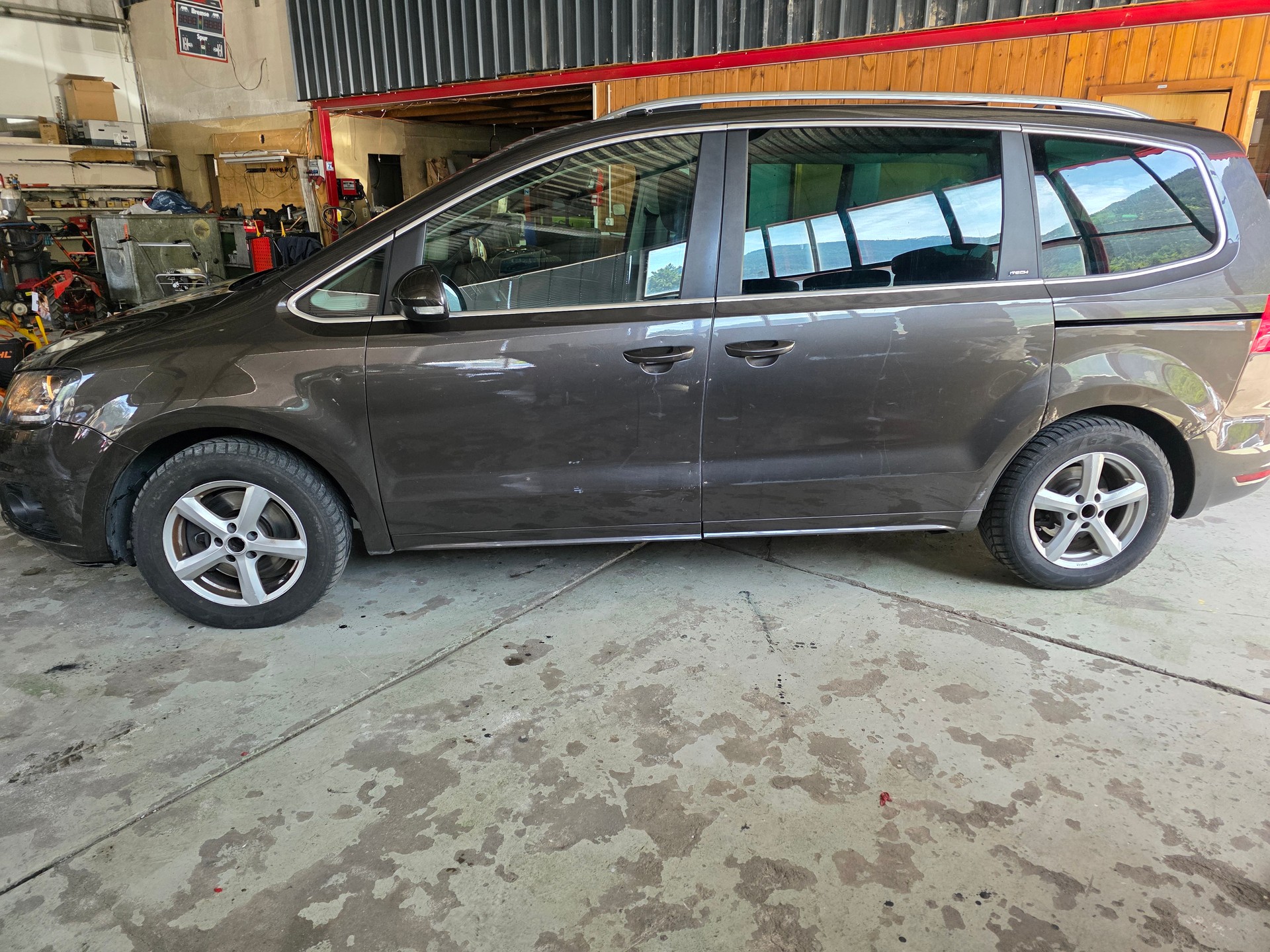 SEAT Alhambra 2.0 TDI Reference 4x4-image-4