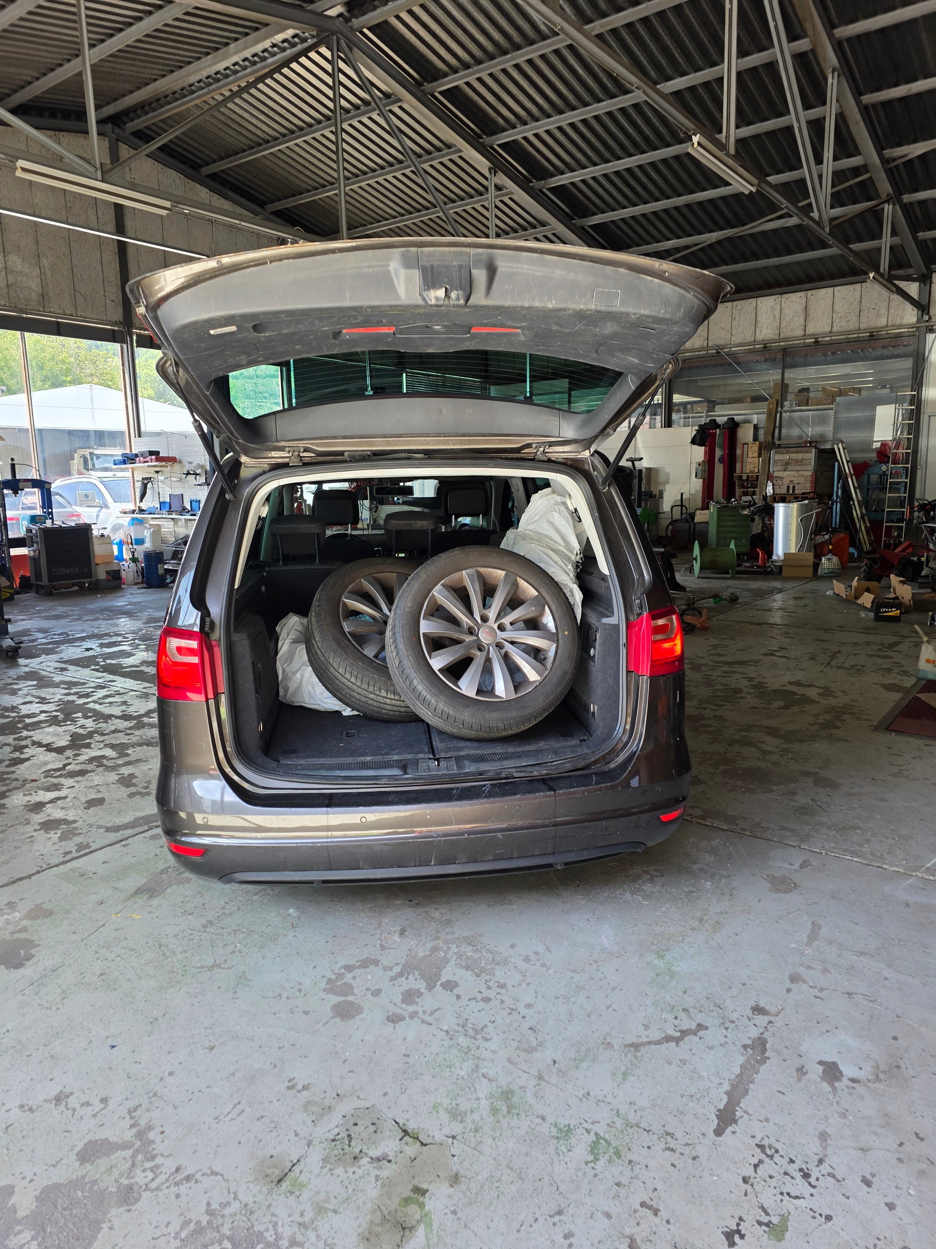 SEAT Alhambra 2.0 TDI Reference 4x4-image-7