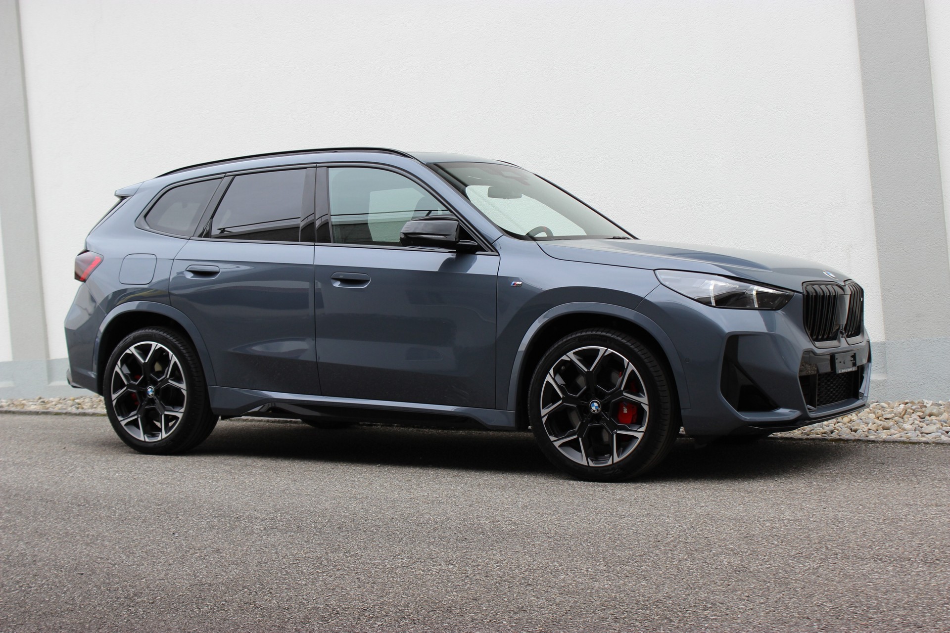 BMW X1 xDrive M35i *STORM BAY METALLIC*-image-12