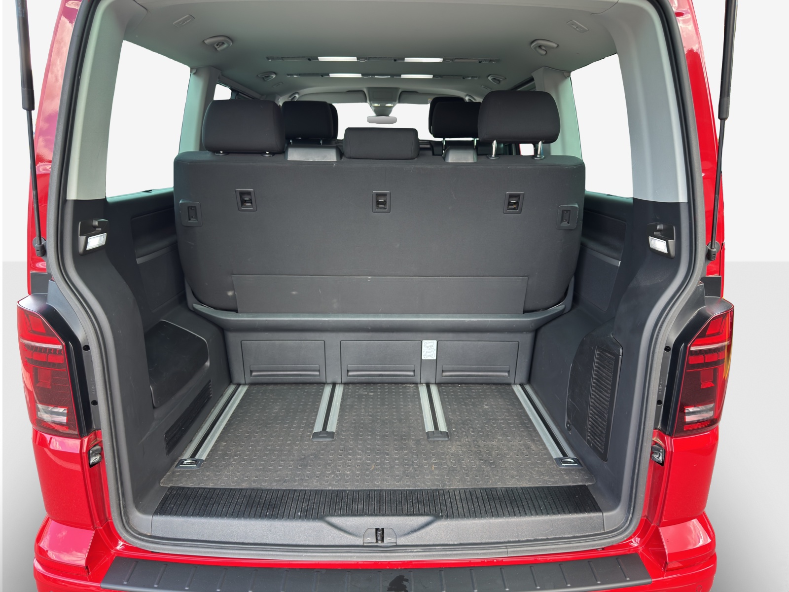 VW T6.1 Multivan 2.0 TDI Highline Liberty 4Motion DSG-image-12