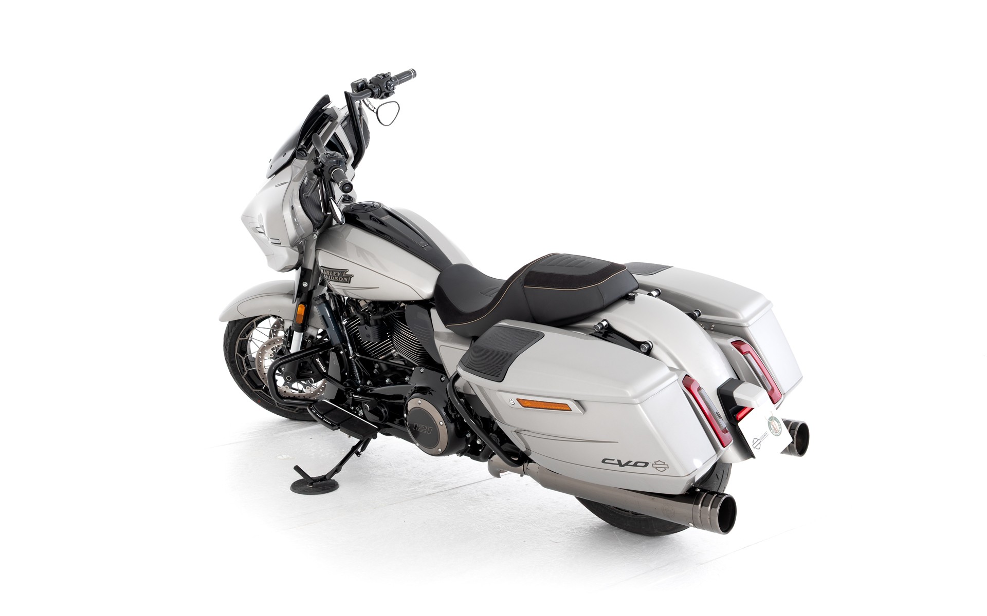 HARLEY-DAVIDSON FLHXSE Street Glide CVO 121-showroom-element-3