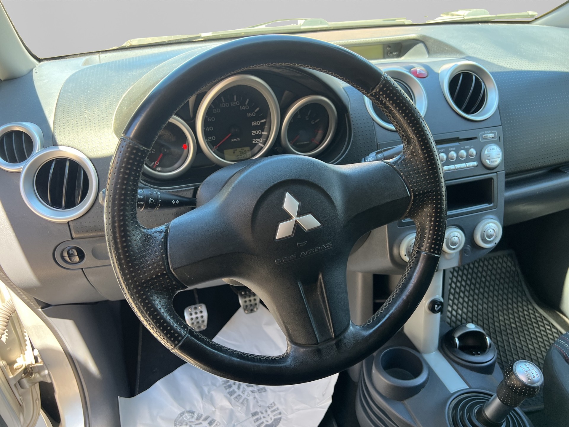 MITSUBISHI Colt 1.3 16V Coolpix-image-8