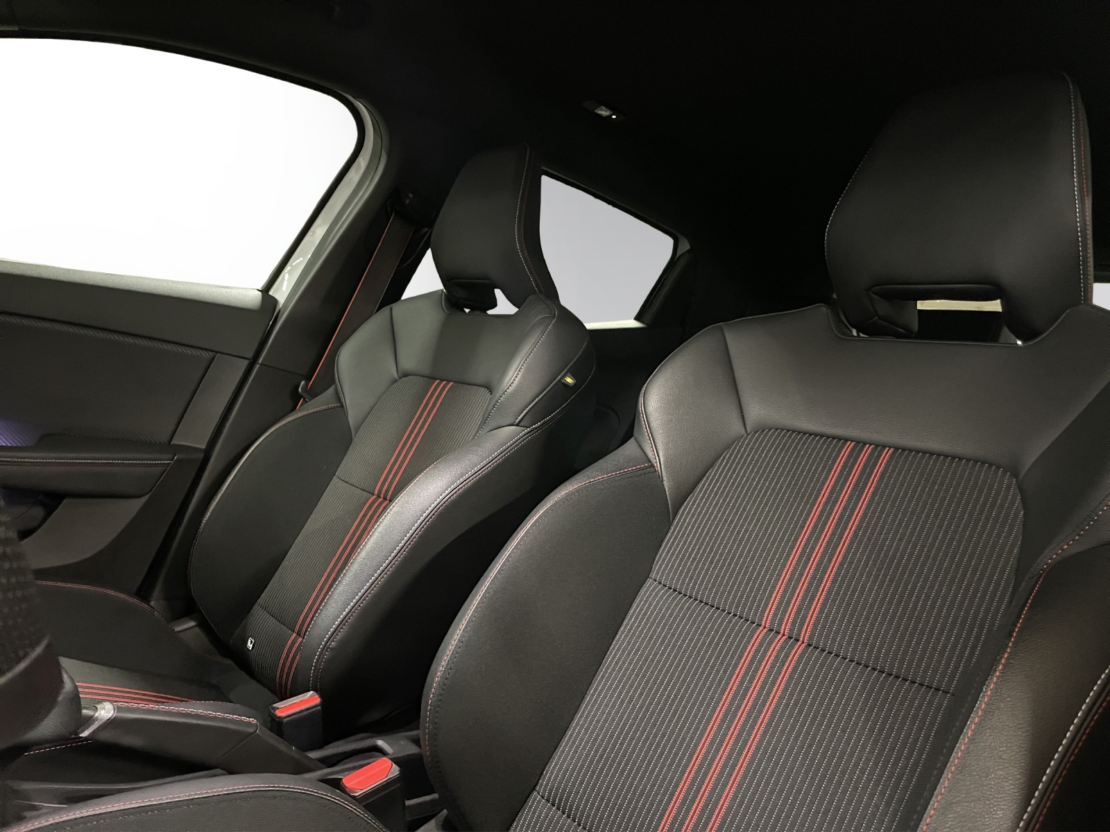Image RENAULT CLIO Clio 1.6 E-Tech RS Line