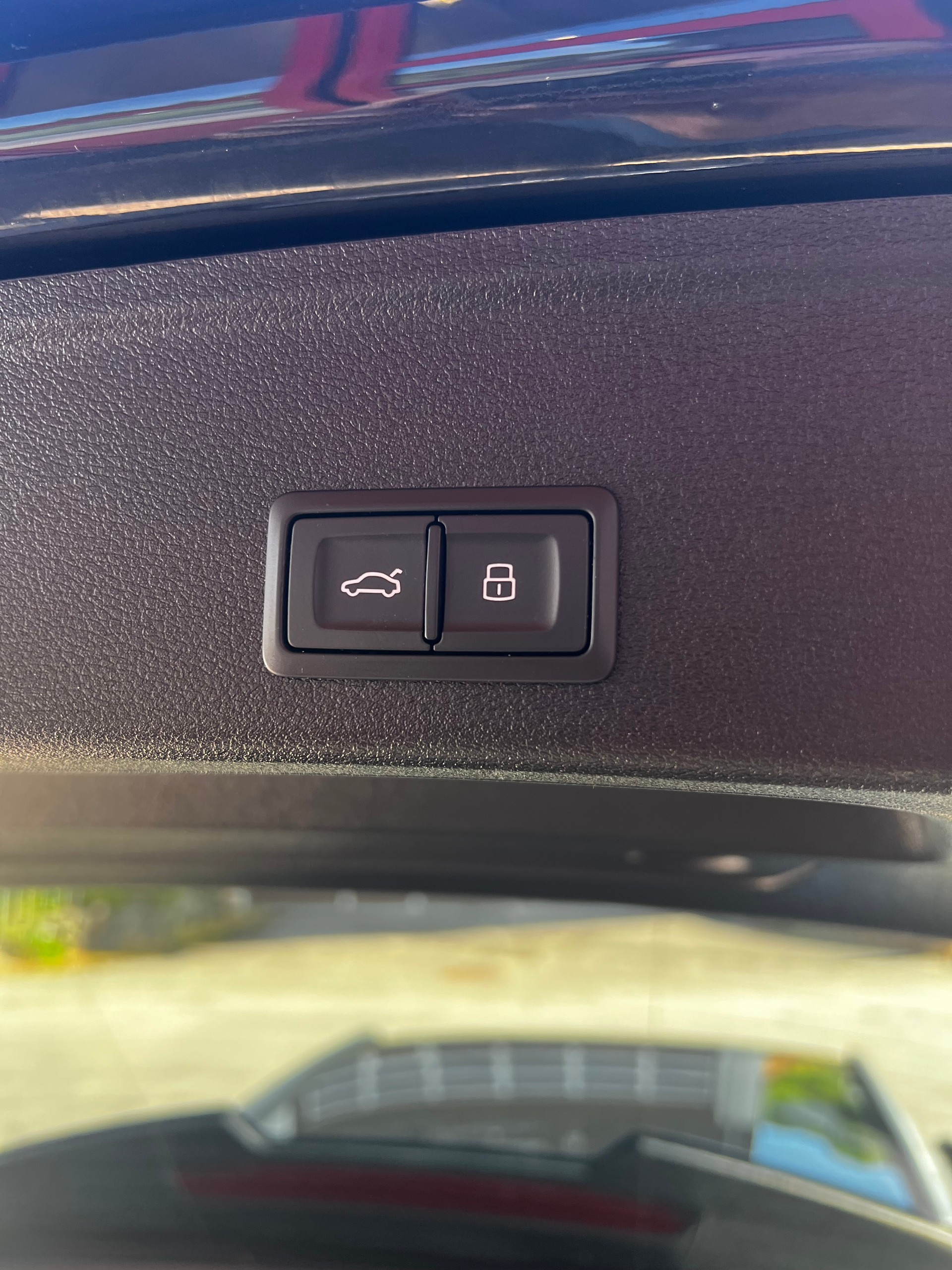 AUDI A4 Avant 40 TDI S line Attraction quattro S-tronic-image-12