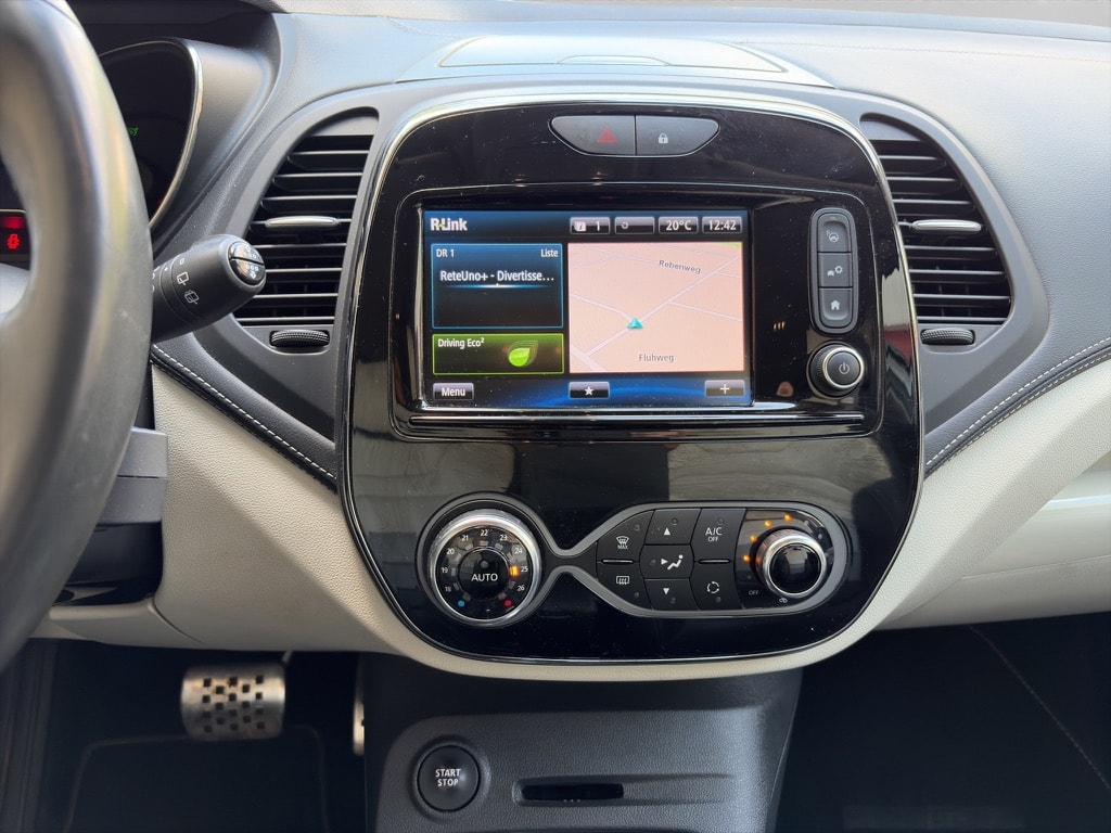 RENAULT Captur 1.3 T 16V Initiale Paris EDC-image-13