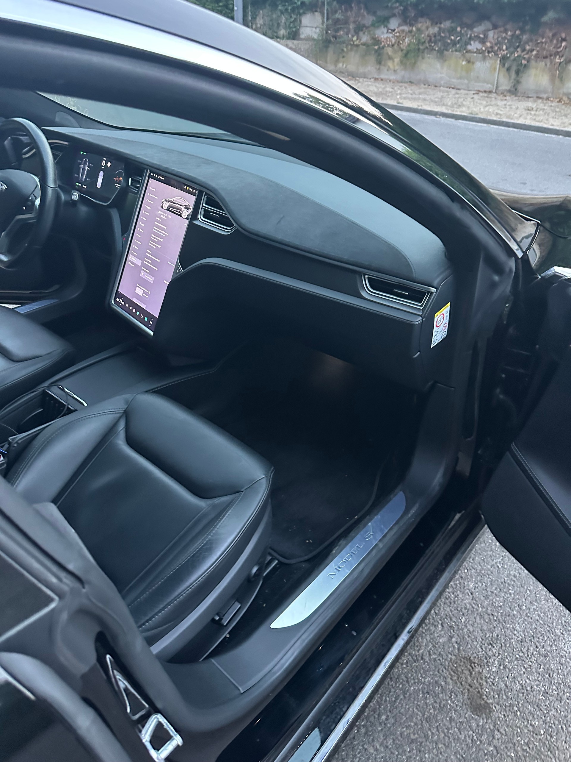 TESLA SC01 Free Supercharging - Vollausstattung Batterie 97%-image-1