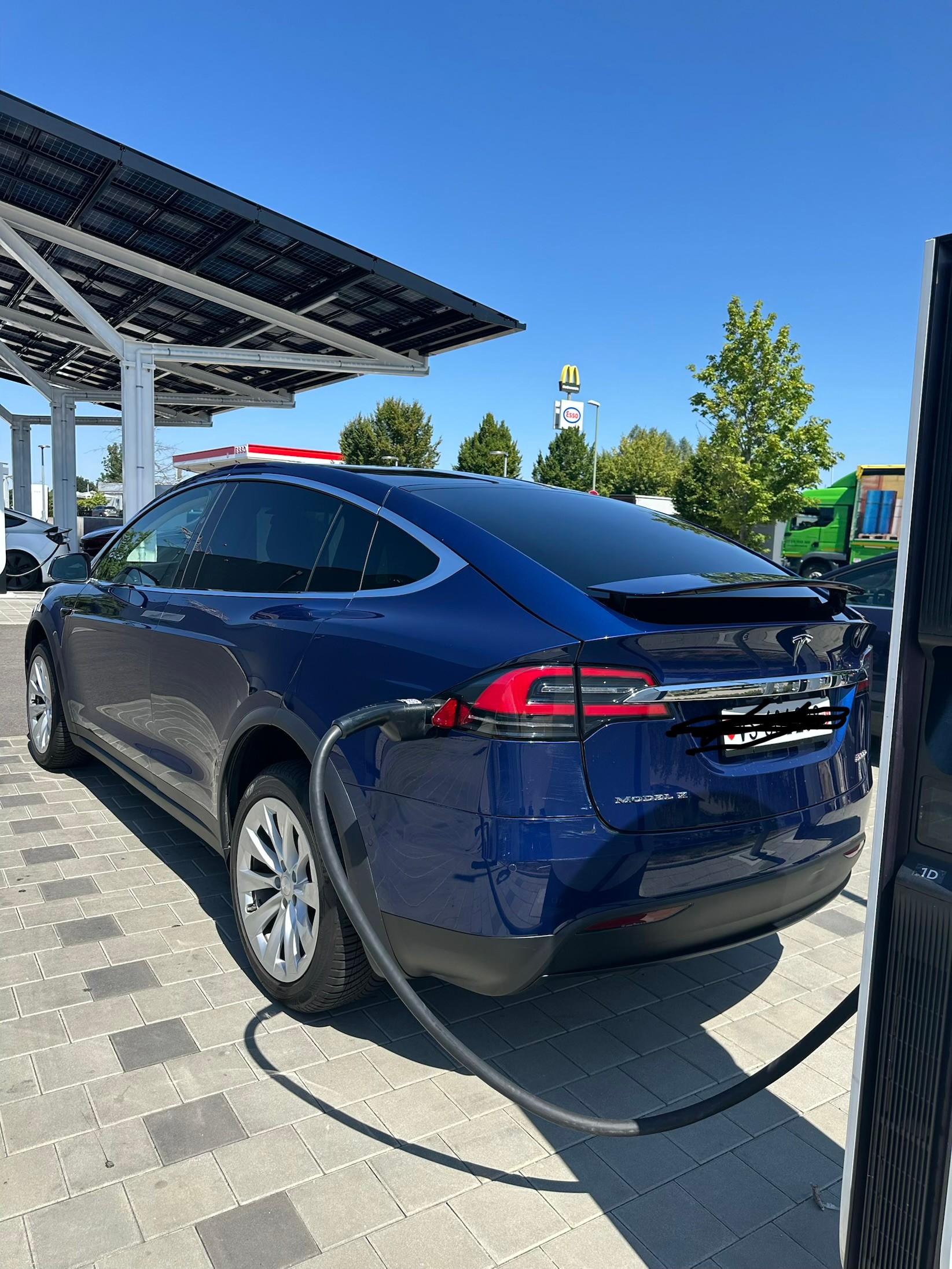 TESLA Model X - P100D SC01 FREE Supercharging-image-2