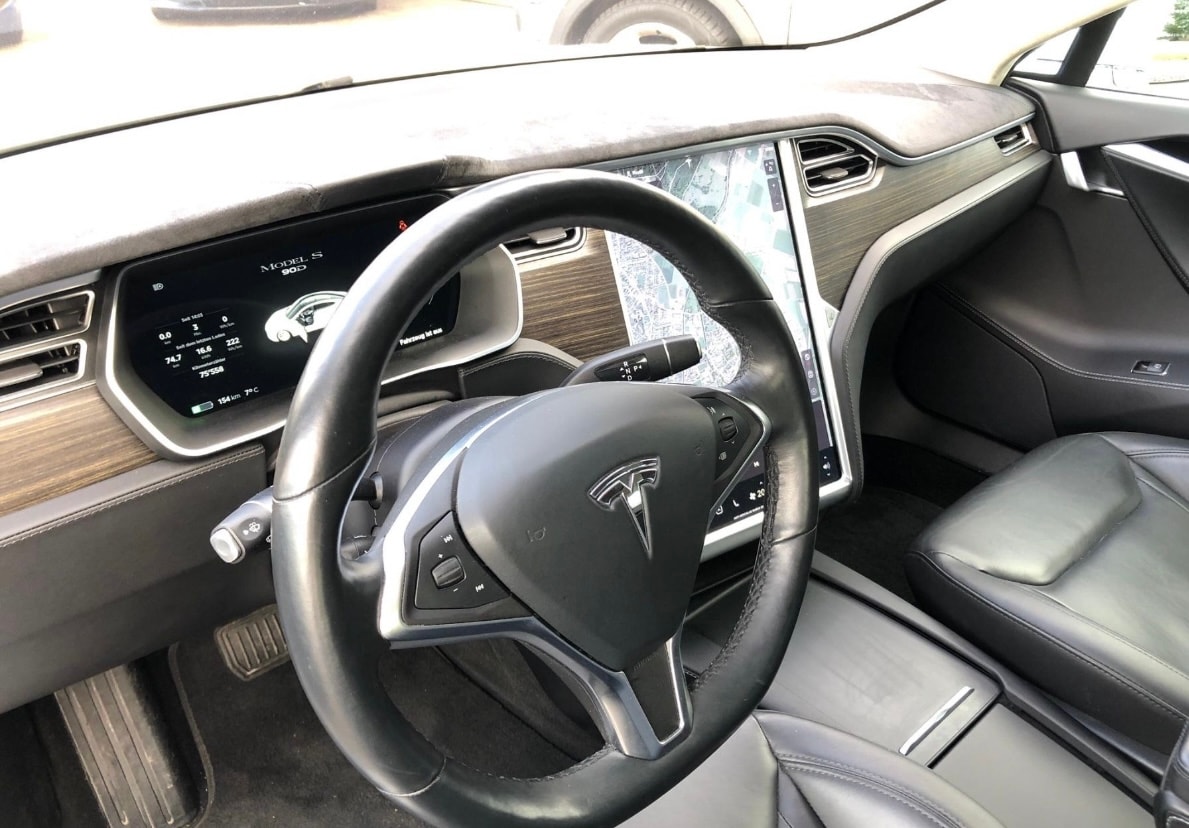 TESLA 90 D - SC01 Free Supercharging, Autopilot, Winterpaket, Luftfederung, Tesla gewartet, Akku 88%-image-14