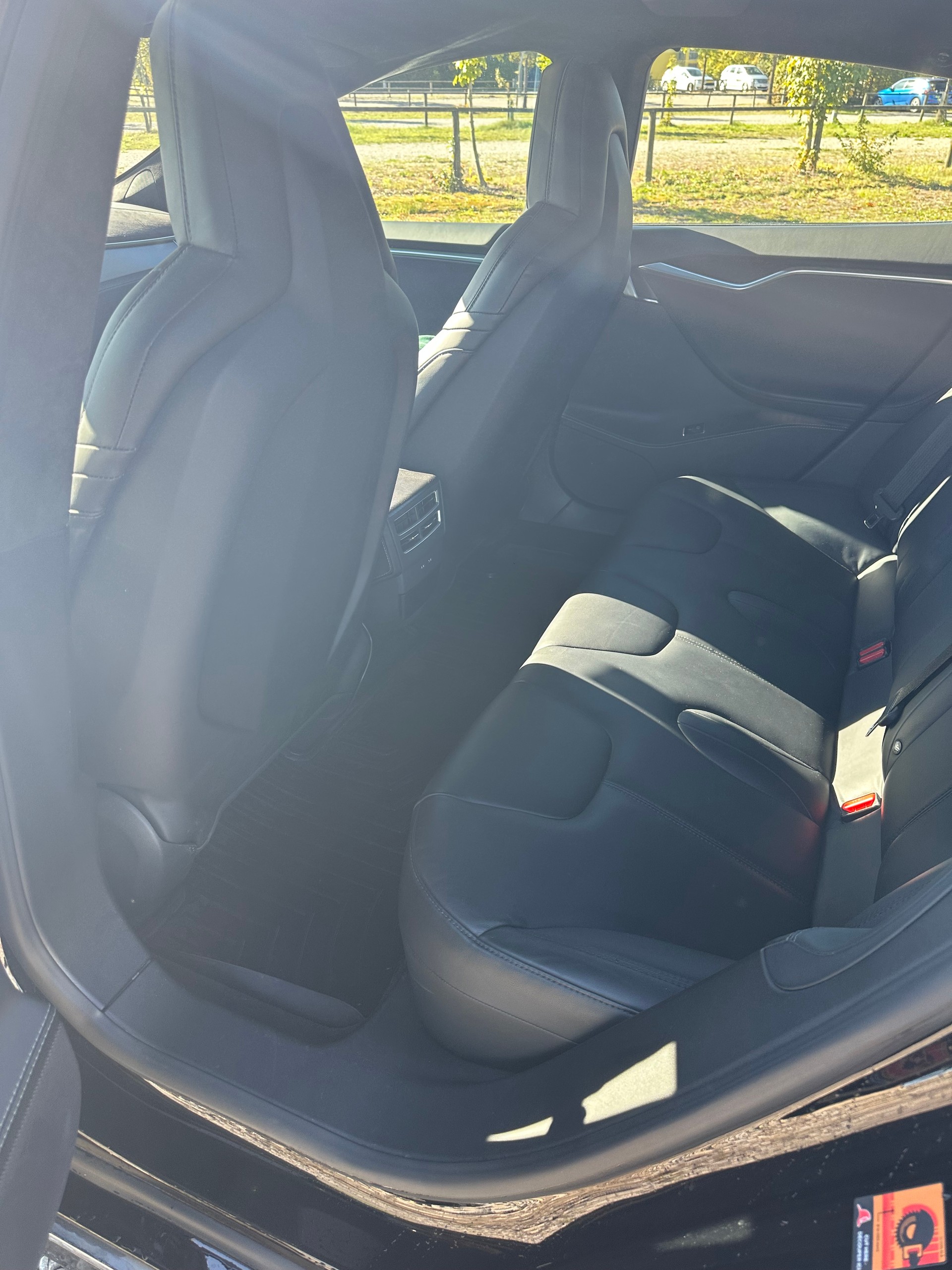 TESLA S90D - SC01 Free Supercharging - Vollausstattung Batterie 97%-image-14