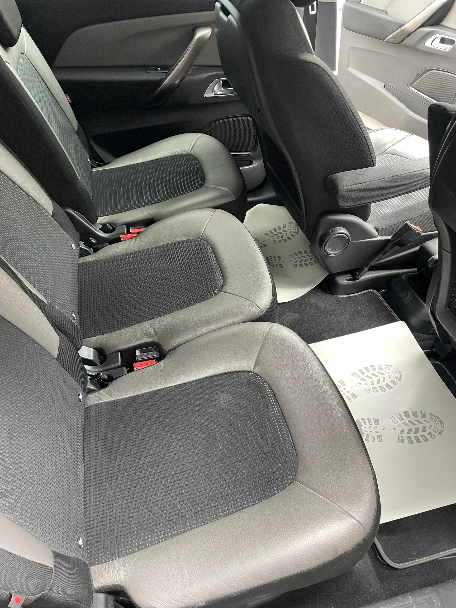 CITROEN C4 Spacetourer 1.2-image-8