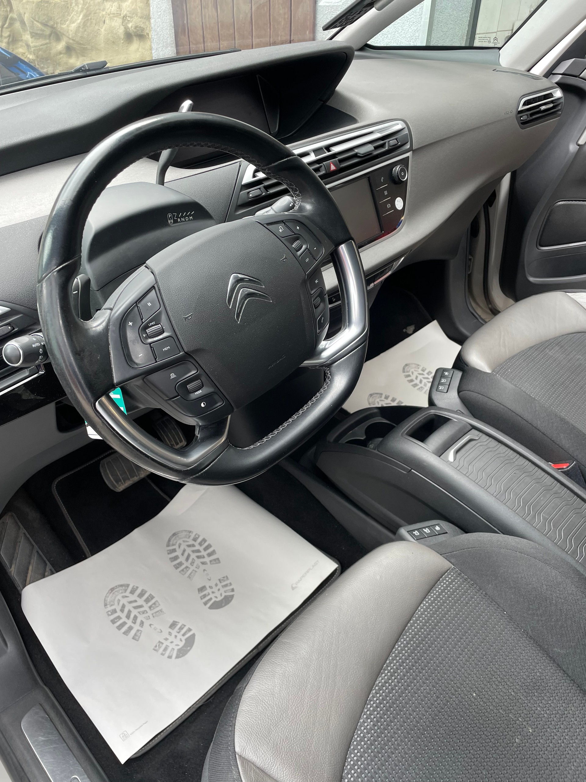 CITROEN C4 Spacetourer 1.2-image-7