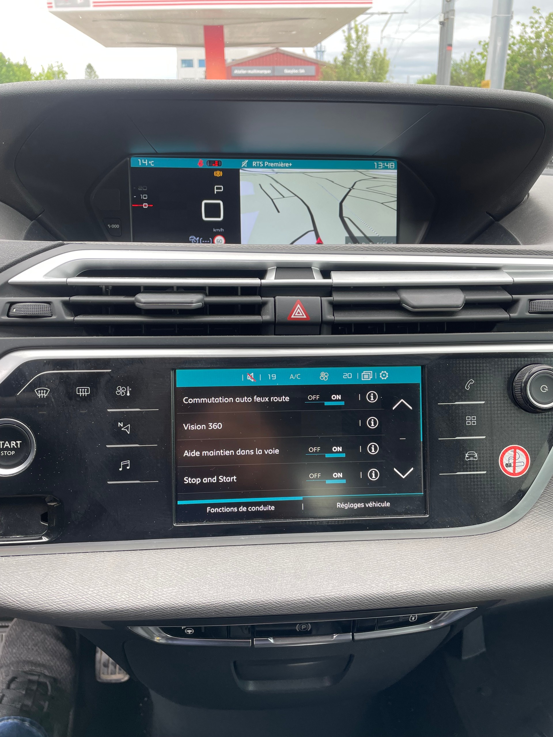CITROEN C4 Spacetourer 1.2-image-10